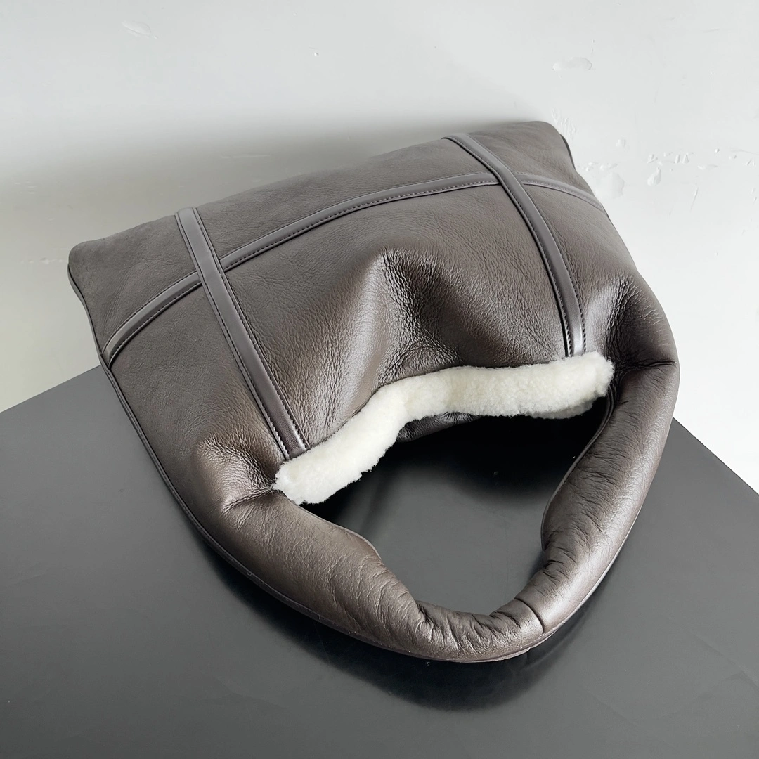 MOMO-- V595t1 806093V2GR22055 high quality version sheepskin HOP item:E-B100B2547