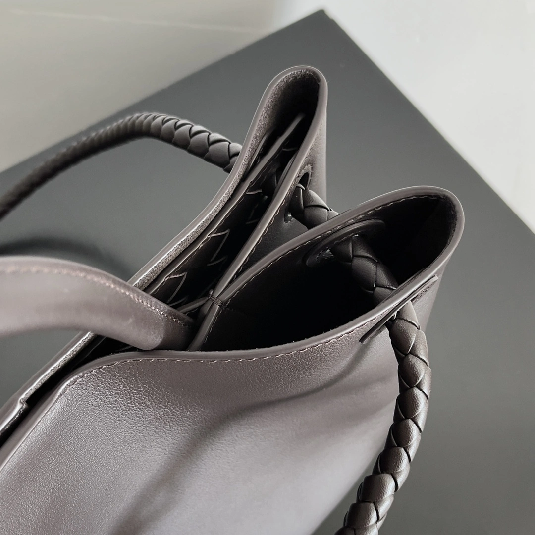 MOMO-- V595t1 810214V4O922190 high quality version Andiamo item:E-B063A0911
