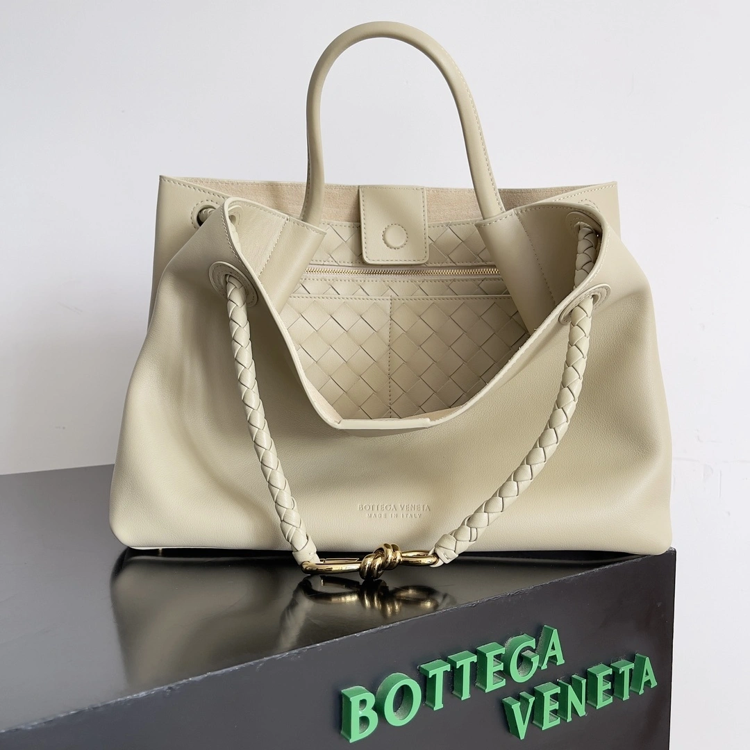 MOMO-- V595t1 810214V4O929309 high quality version Andiamo item:E-B063A0912