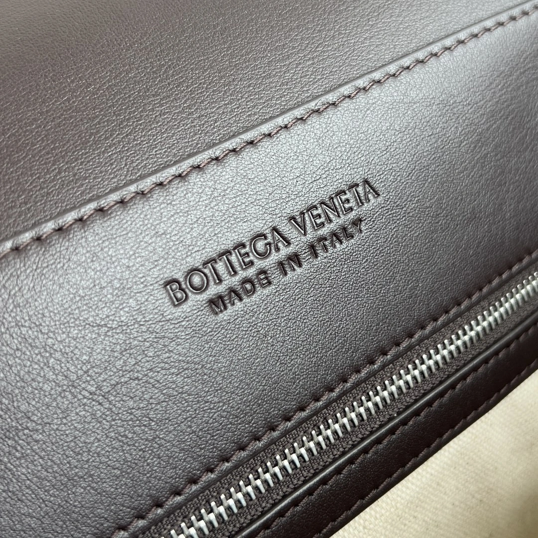 MOMO-- V595t1 815781V2HLD2364 high quality version calfskin item:E-B664G1505W