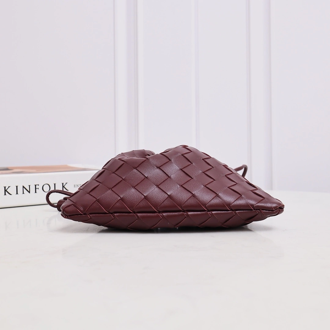 MOMO-- V595t1 816987V3IV12122 high quality version item:E-B000C1134