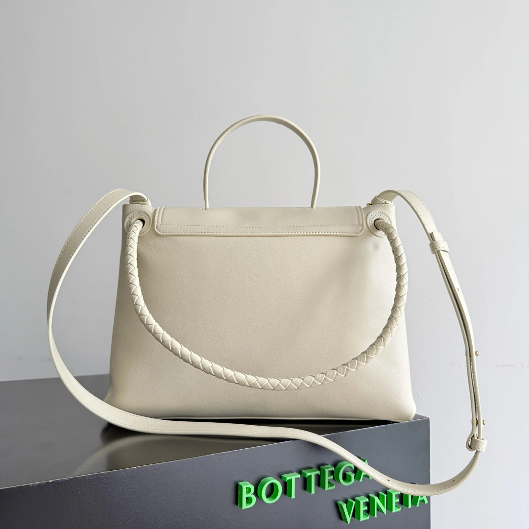 MOMO-- V595t1 817231V4O929195 high quality version Ciao cowhide item:F-B100B0276