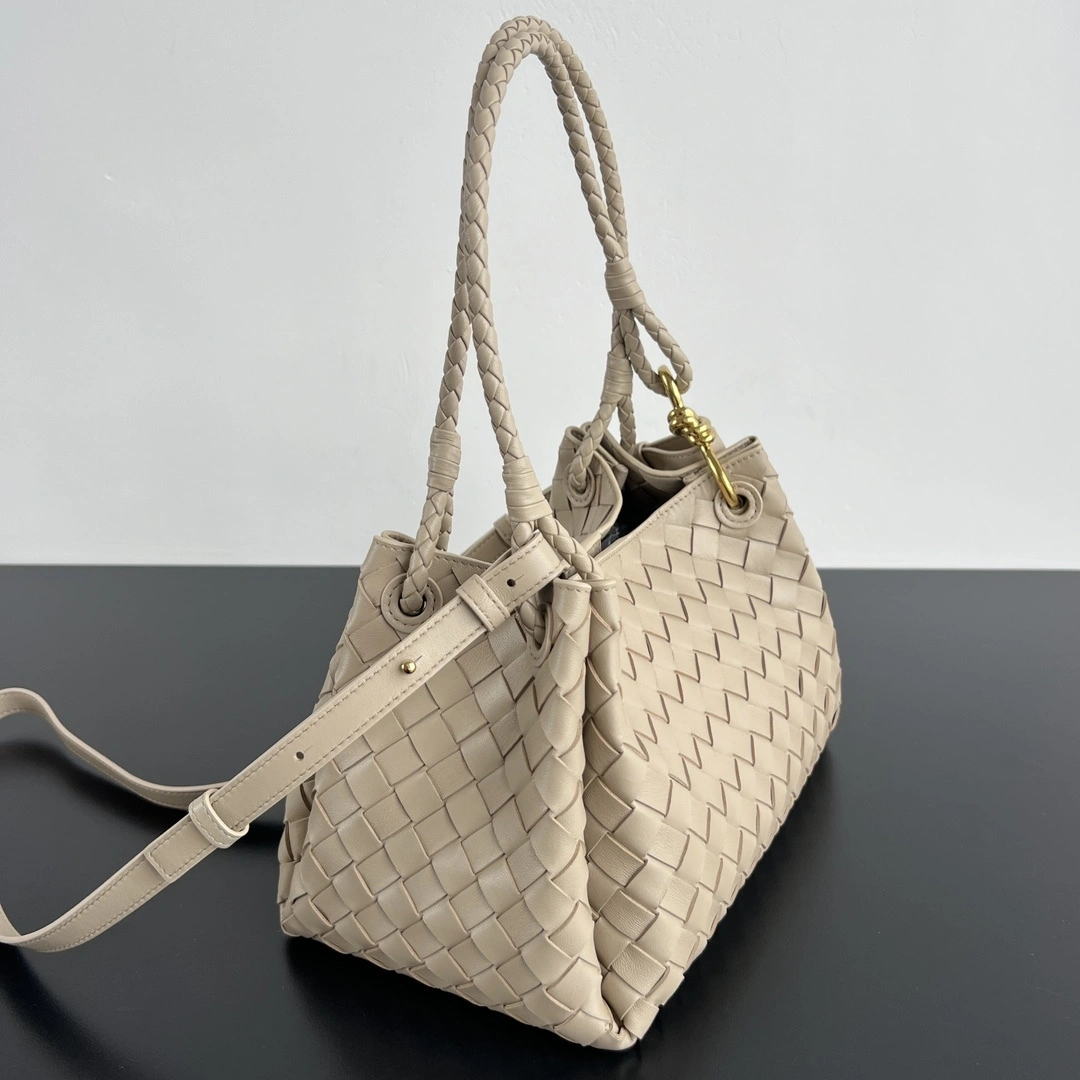 MOMO-- V595t1 835921VCPPT9614 high quality version intrecciato item:F-B664B0263