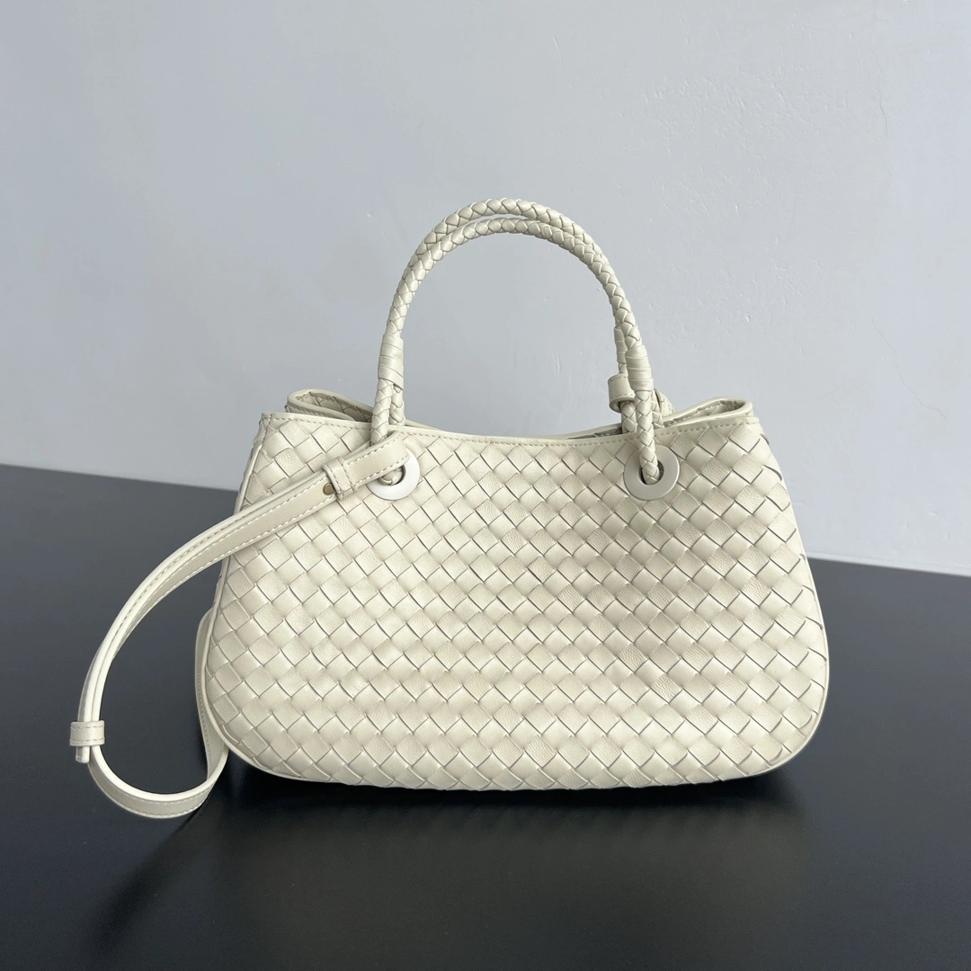 MOMO-- V595t1 836261V08Z09211 sheepskin high quality version item:E-B664G1503W