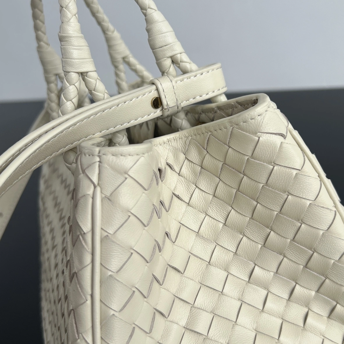 MOMO-- V595t1 836261V08Z09211 sheepskin high quality version item:E-B664G1503W