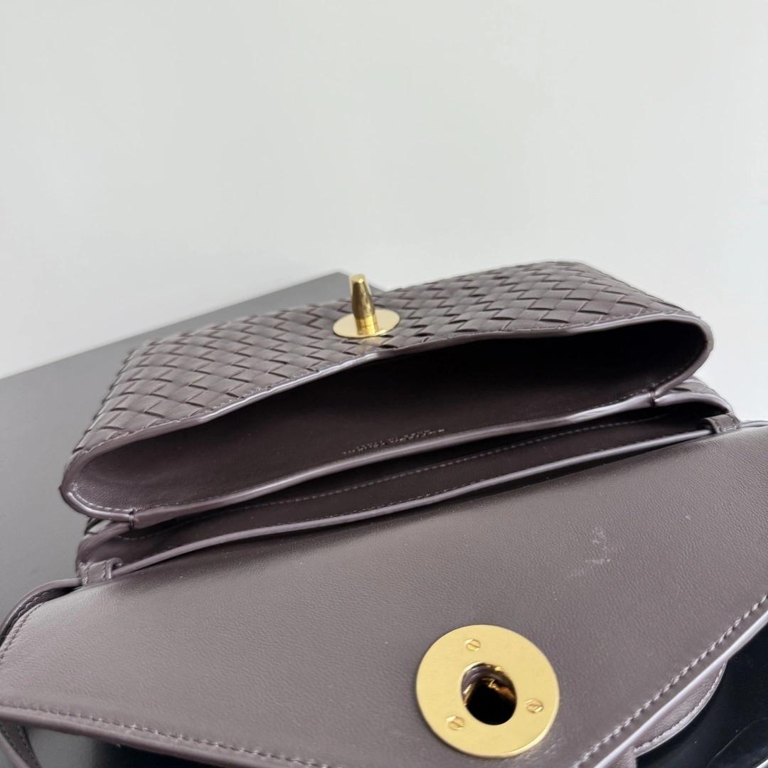 MOMO-- V595t1 high quality version 817191V08Z02190 KNOT LOCK item:E-B000I1707H