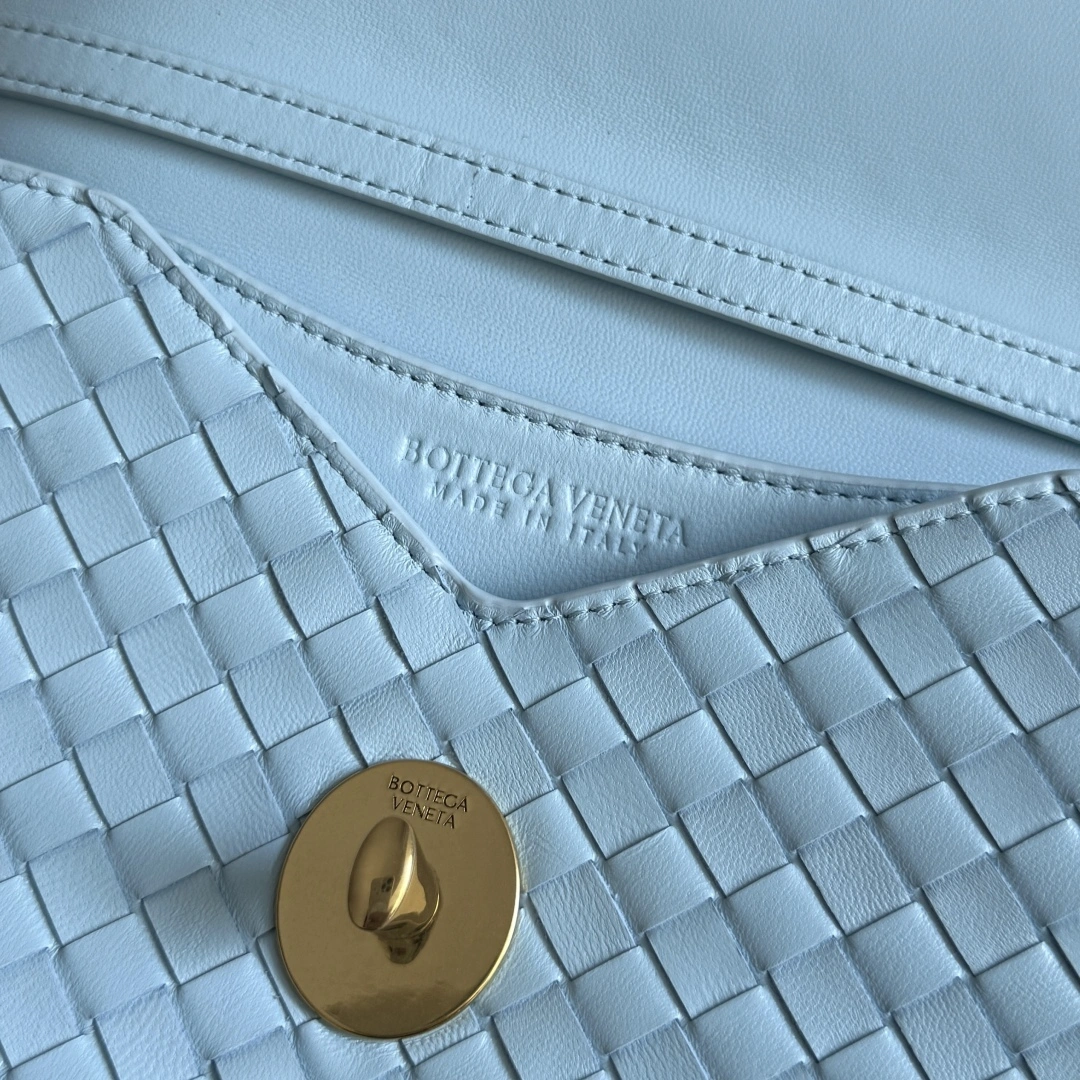 MOMO-- V595t1 high quality version 817191V08Z04823 KNOT LOCK item:E-B000I1706H