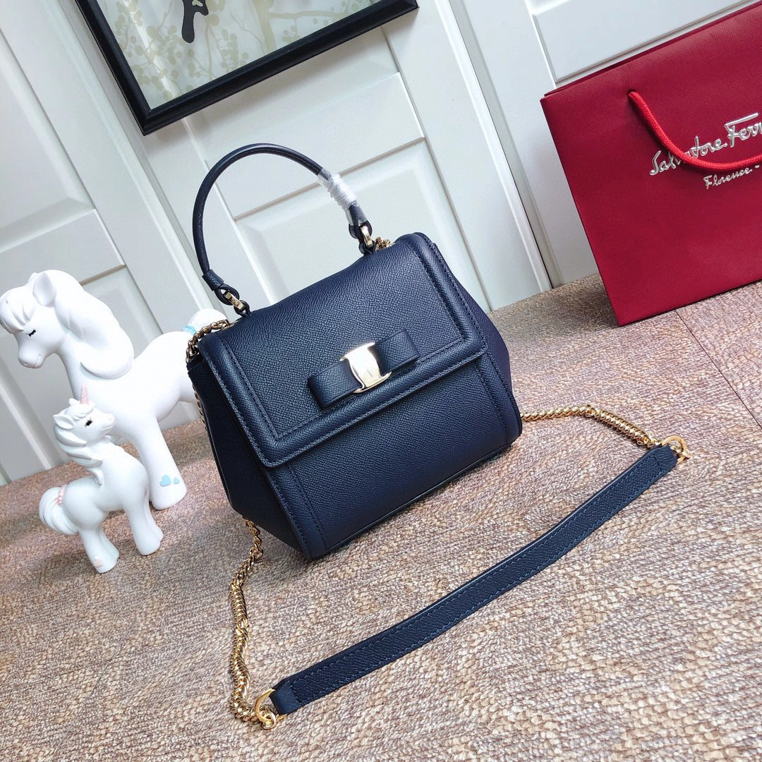 MOMO---Vara Cowhide Sheepskin high quality version item : 007B00K2504