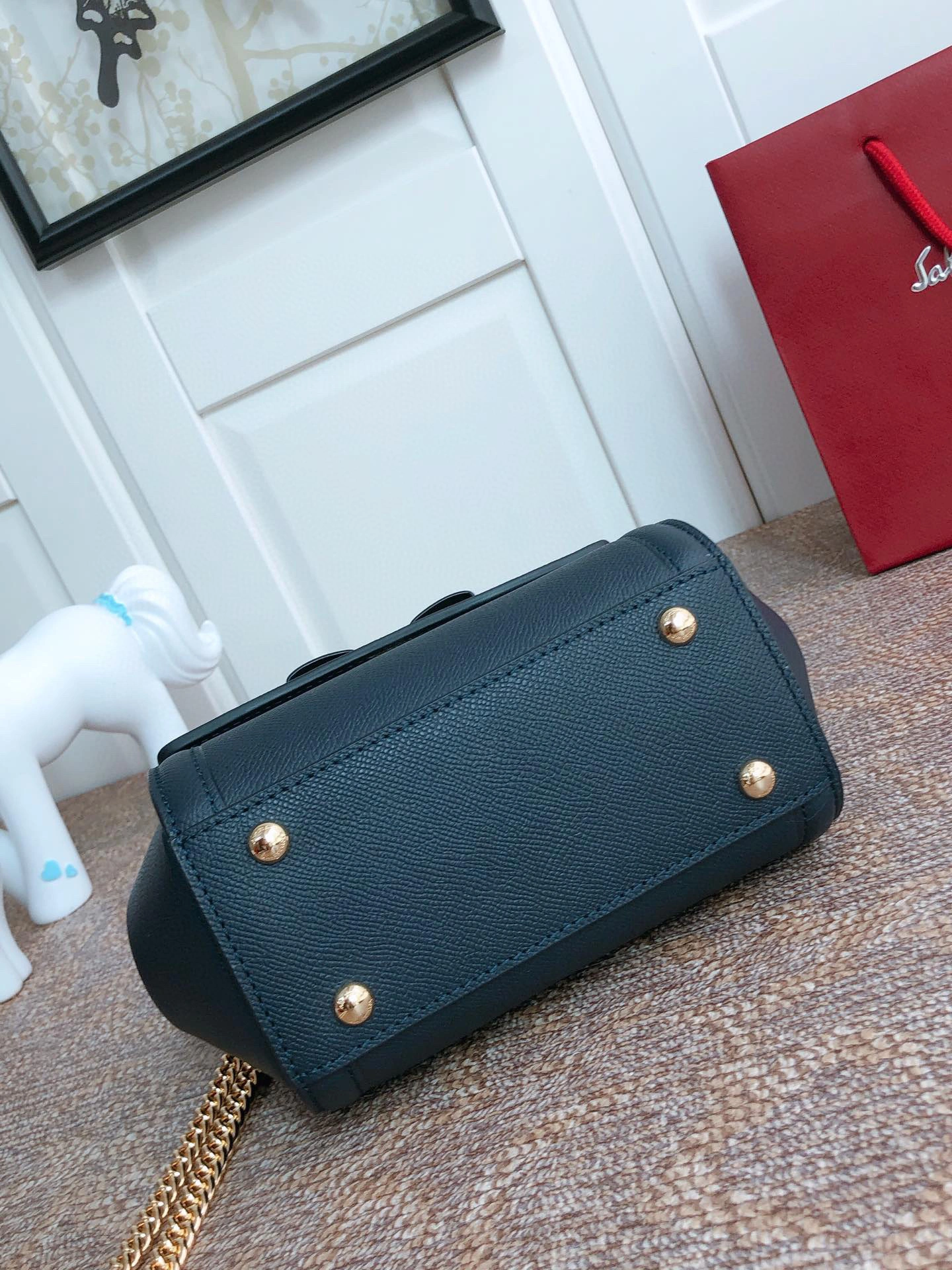 MOMO---Vara Cowhide Sheepskin high quality version item : 007B00K2504