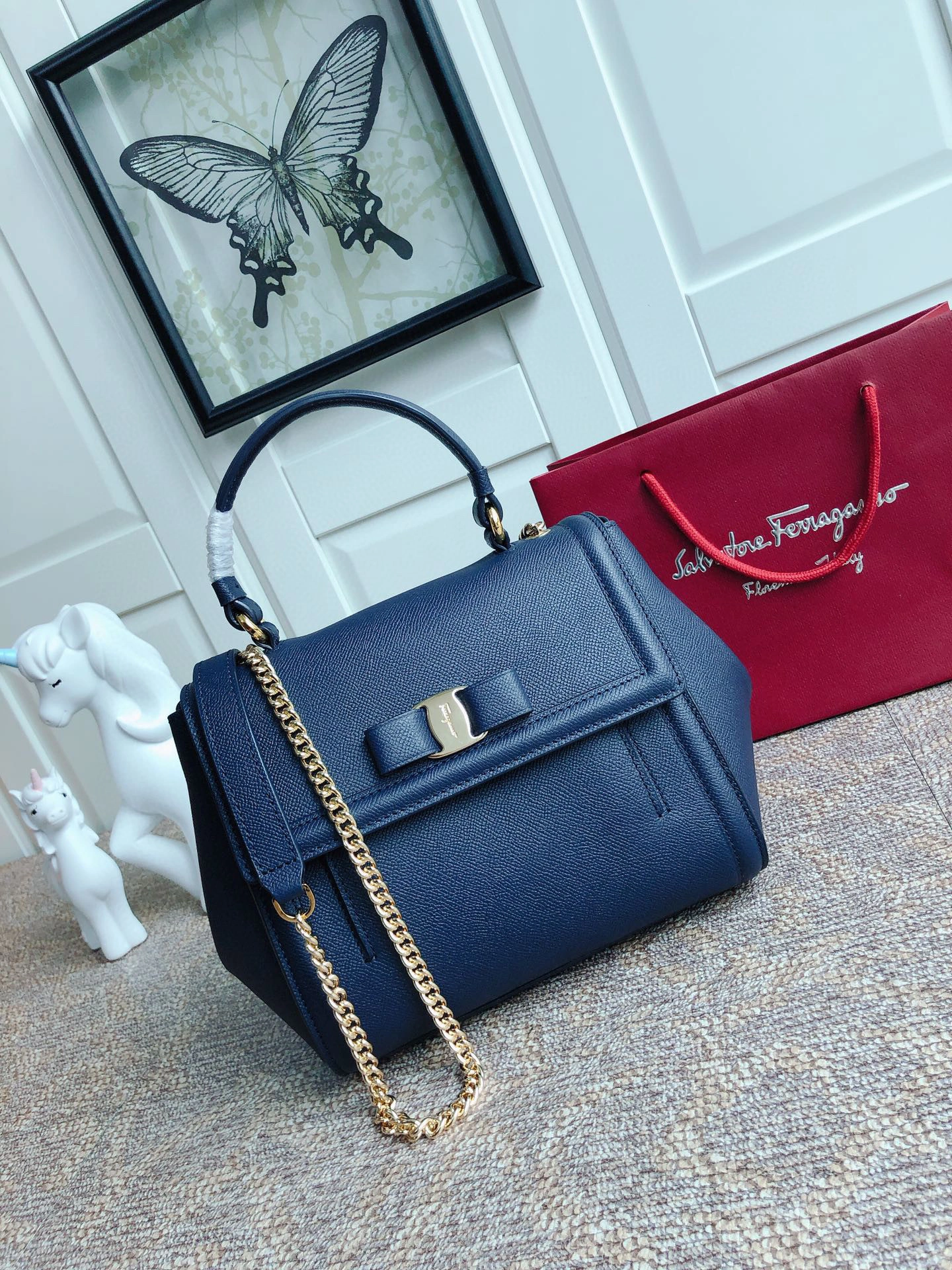 MOMO---Vara Cowhide Sheepskin high quality version item : 007B00K2504