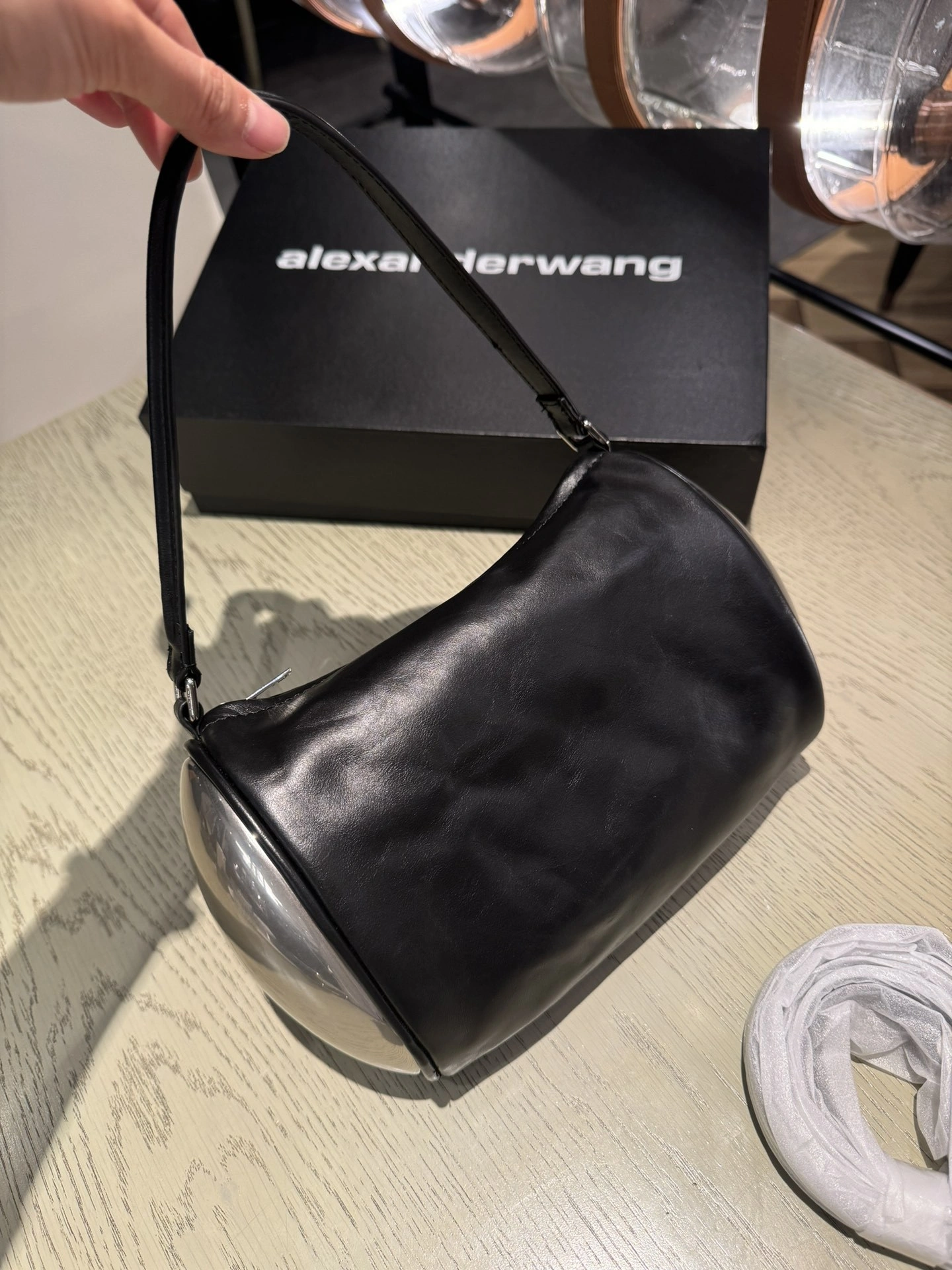MOMO-- W196 20224P01L001 high quality version dome cowhide item:E-B000A1271