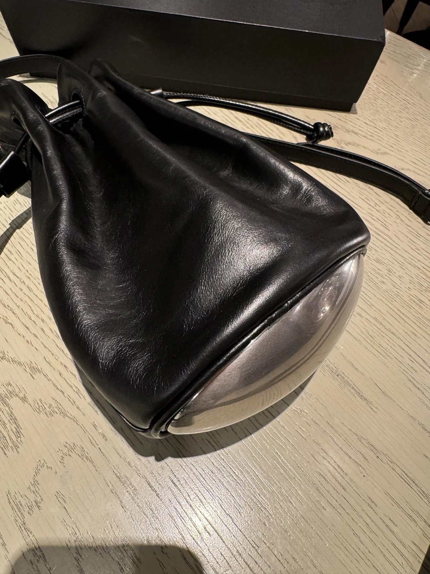 MOMO-- W196 20224X01L001 high quality version cowhide item:E-B000A1272