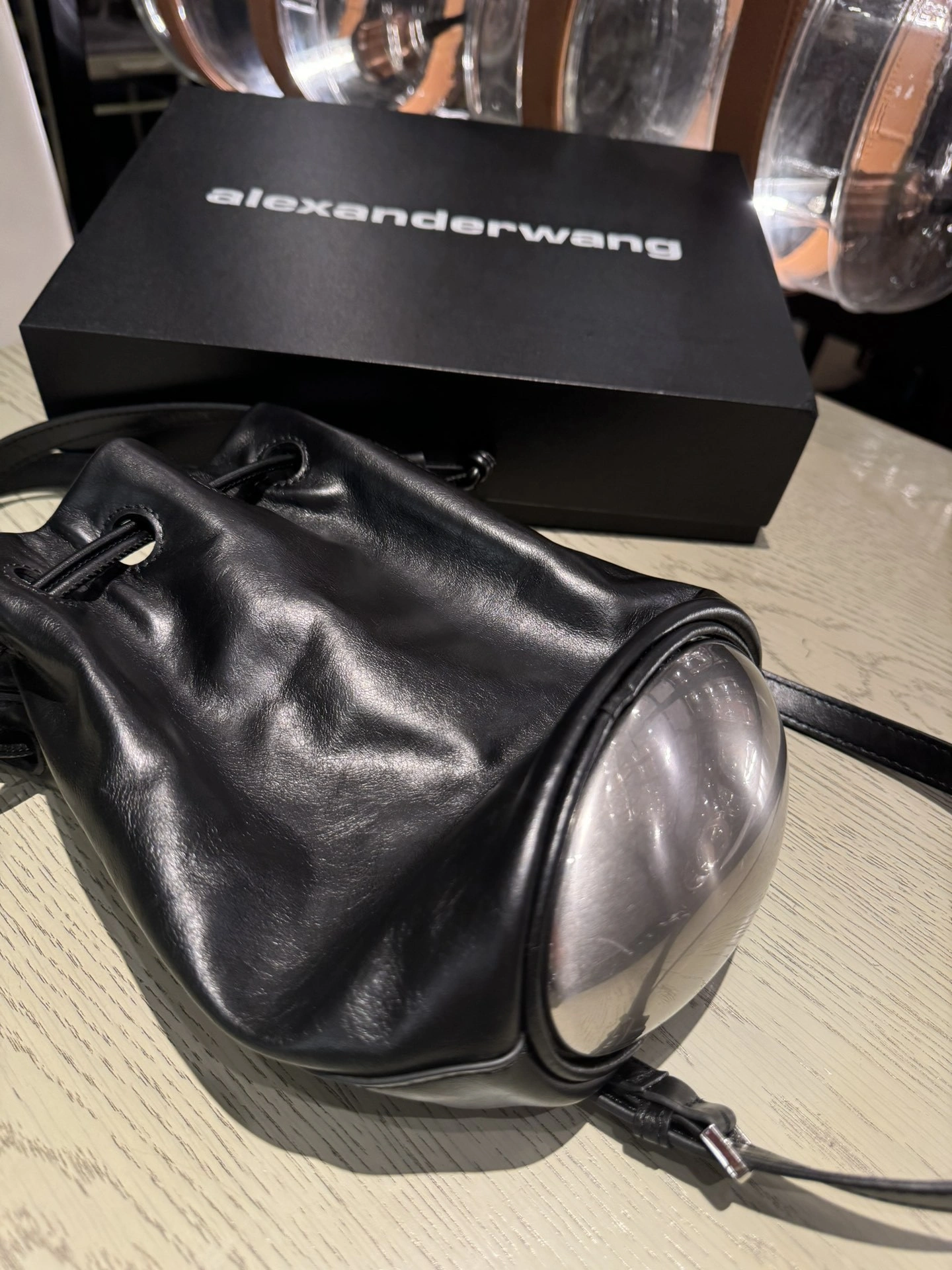 MOMO-- W196 20224X01L001 high quality version cowhide item:E-B000A1272