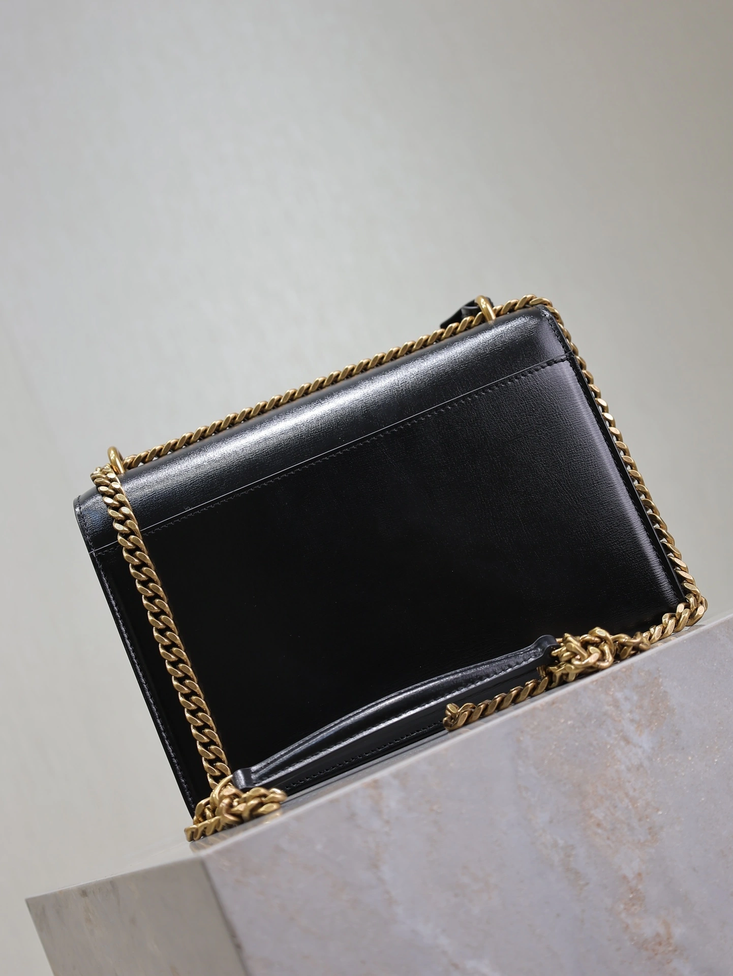 MOMO-- Yv5s 442906D420W1000 high quality version cowhide item:D-B225L0534