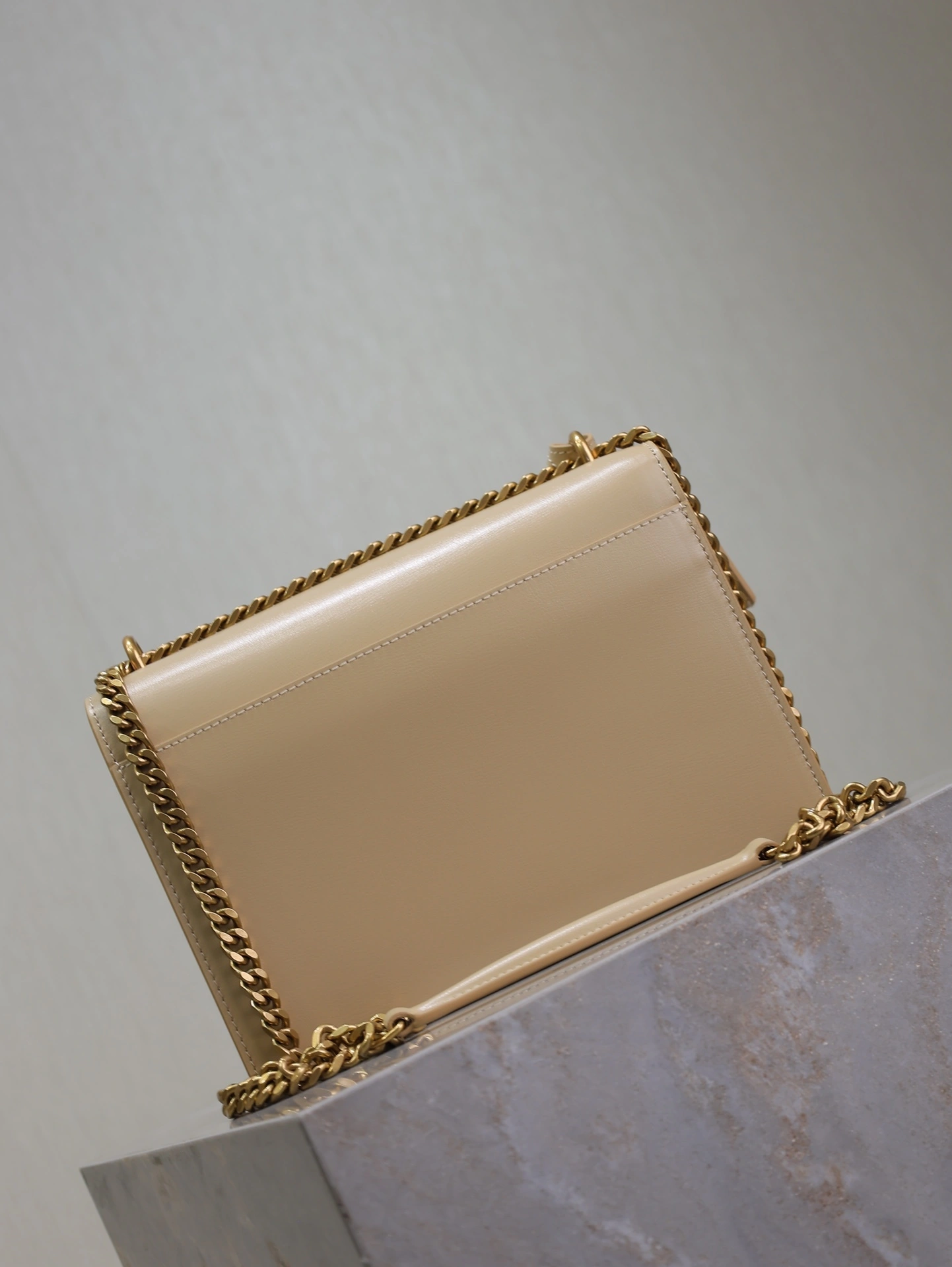 MOMO-- Yv5s 442906D420W2721 high quality version cowhide item:D-B225L0535