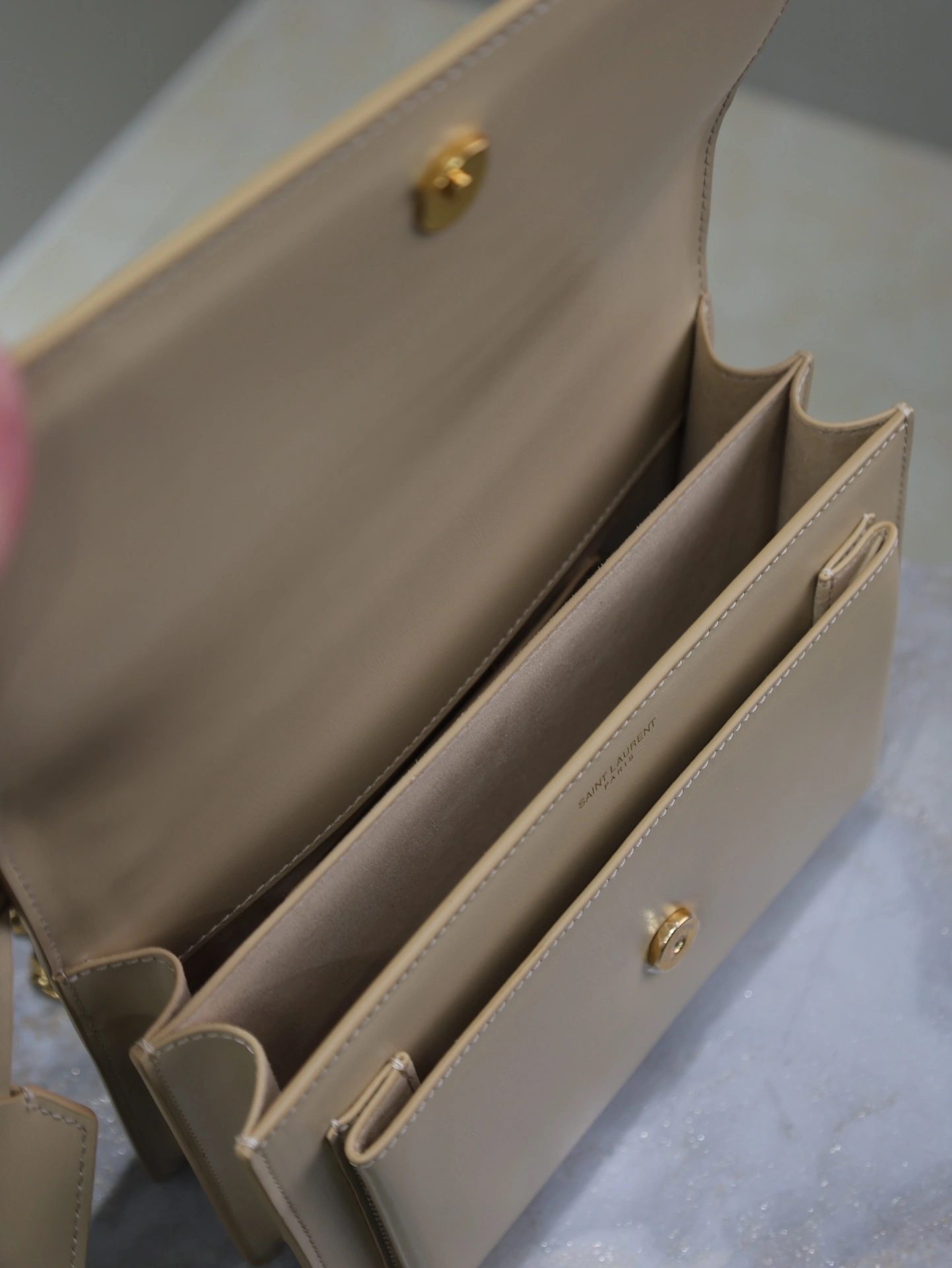 MOMO-- Yv5s 442906D420W2721 high quality version cowhide item:D-B225L0535