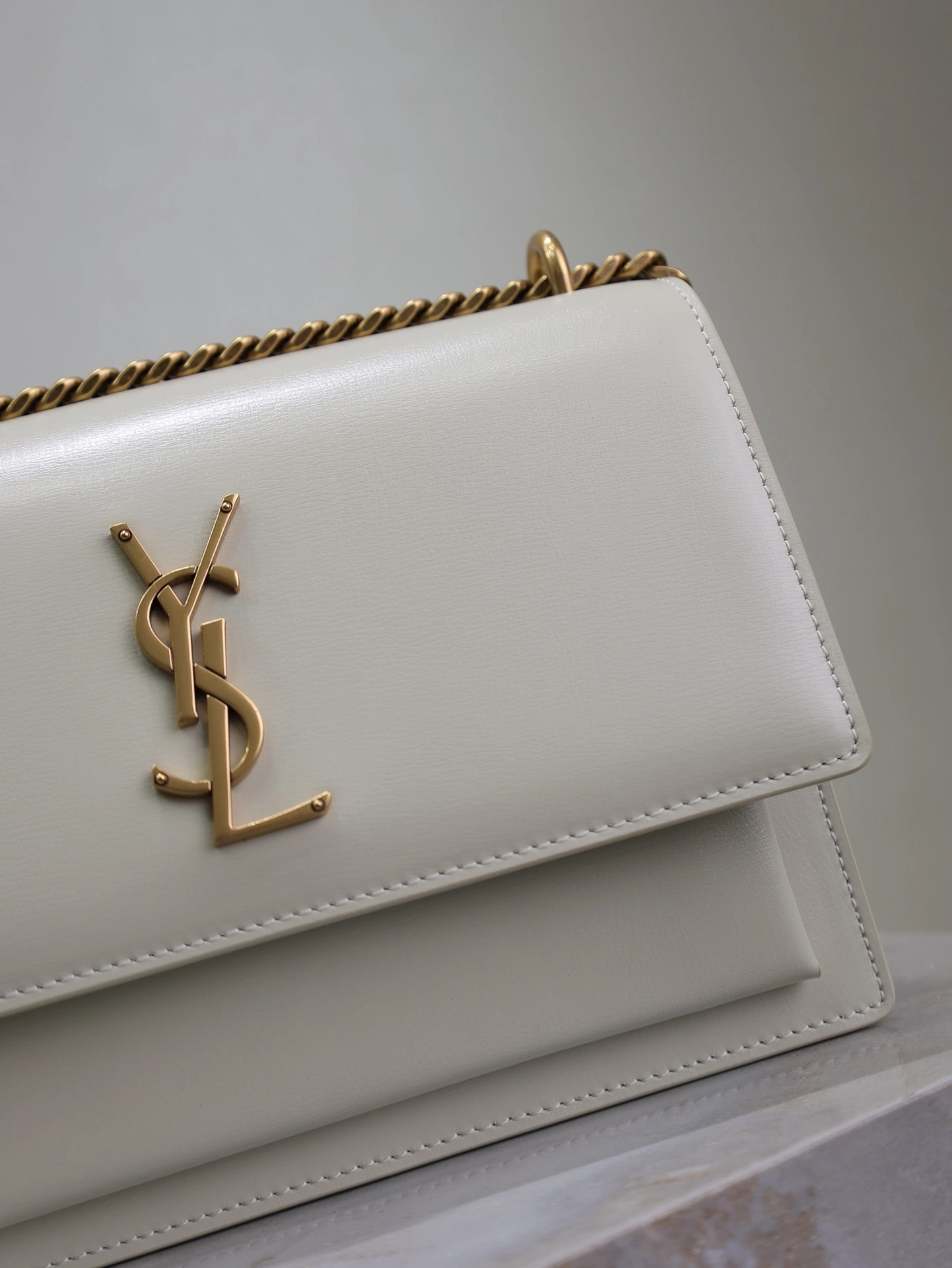 MOMO-- Yv5s 442906D420W9207 high quality version cowhide item:D-B225L0537