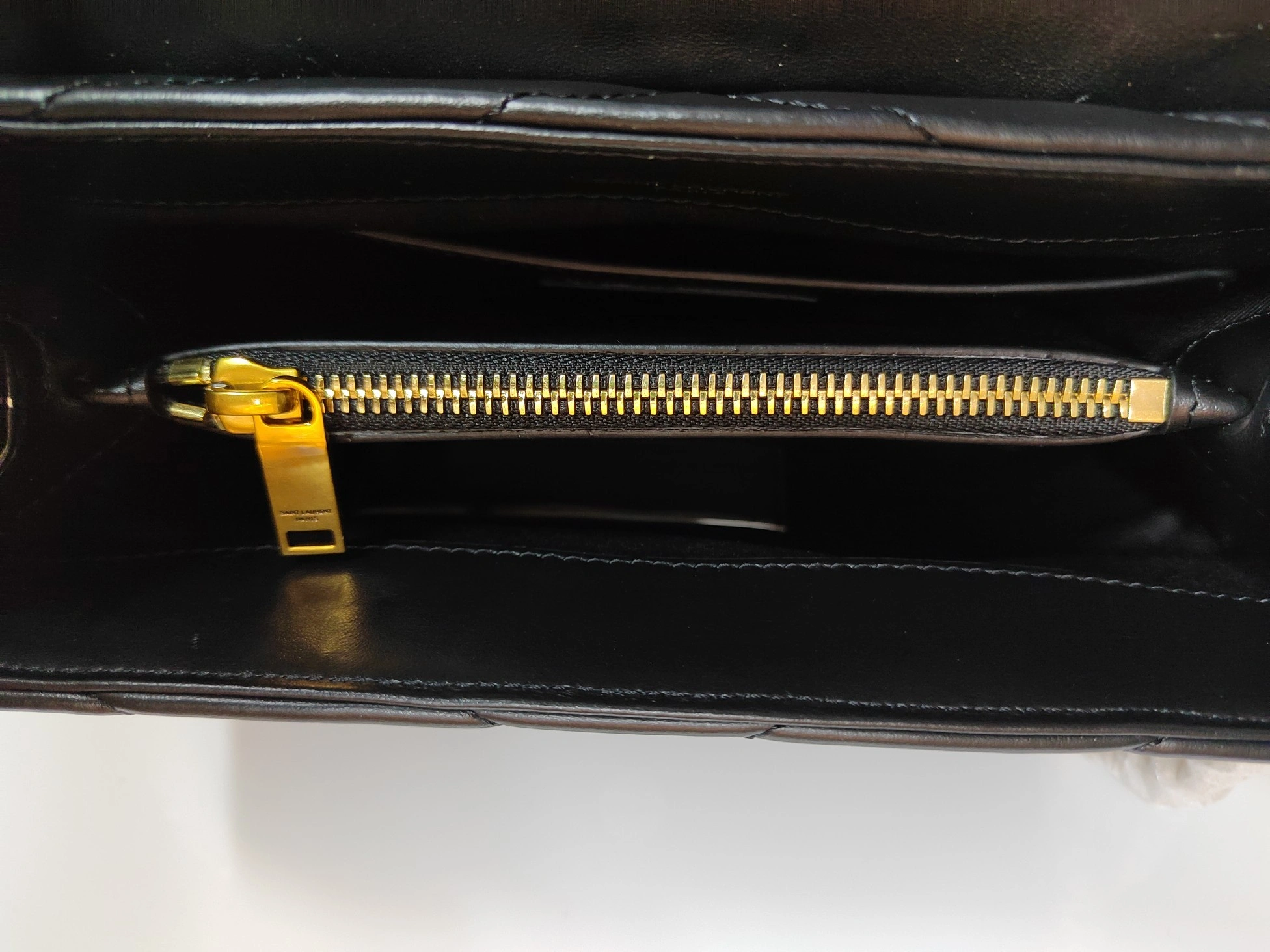 &MOMO-- Yv5s 494699DV7271000 Calfskin item:D-B063G2025