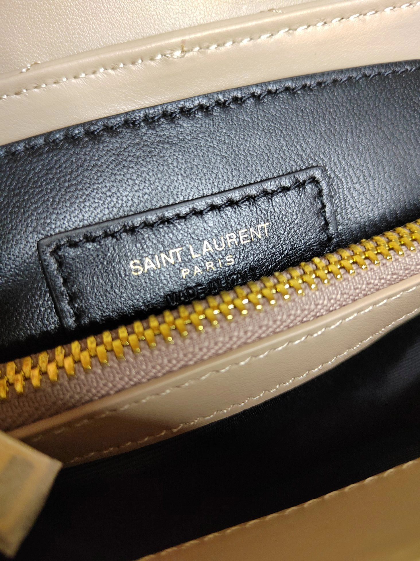 MOMO-- Yv5s 494699DV7272721 Calfskin item:D-B063G2026