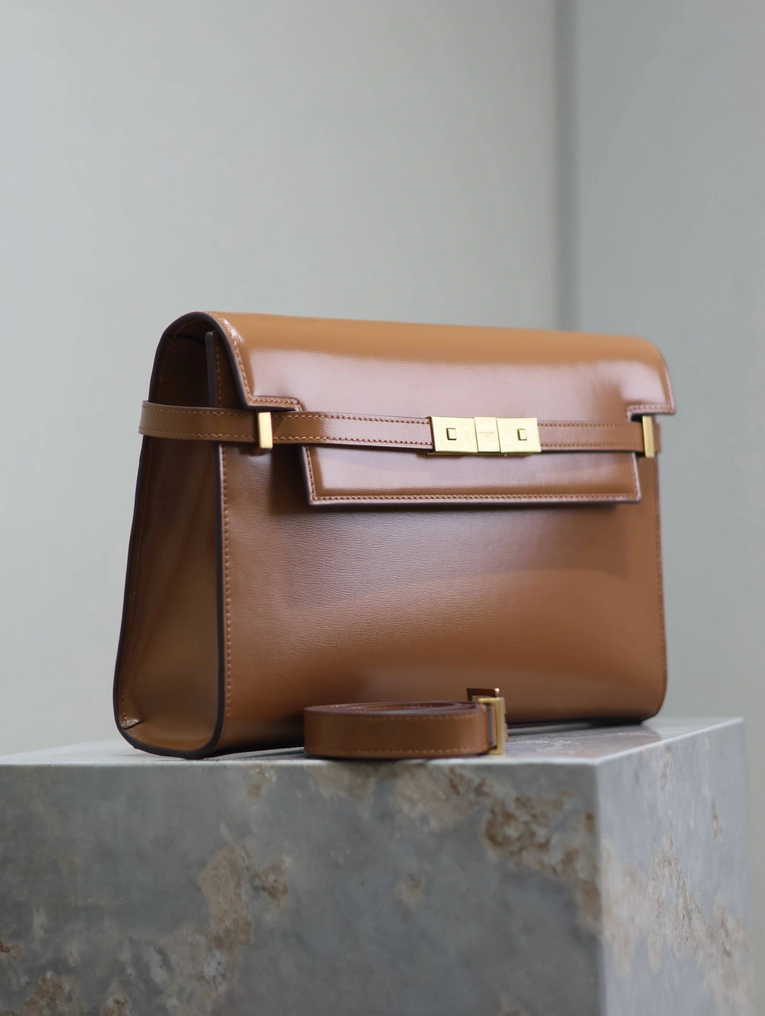 MOMO-- Yv5s 5792710SXPW6362 high quality version cowhide item:D-B000L0586