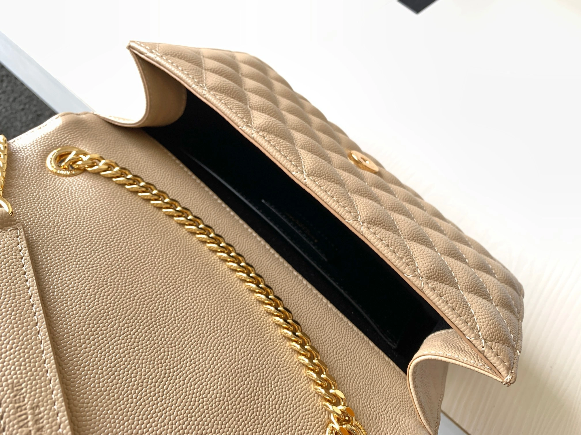 &MOMO-- Yv5s 600195BOW912721 high quality version cowhide item:D-B000L0544