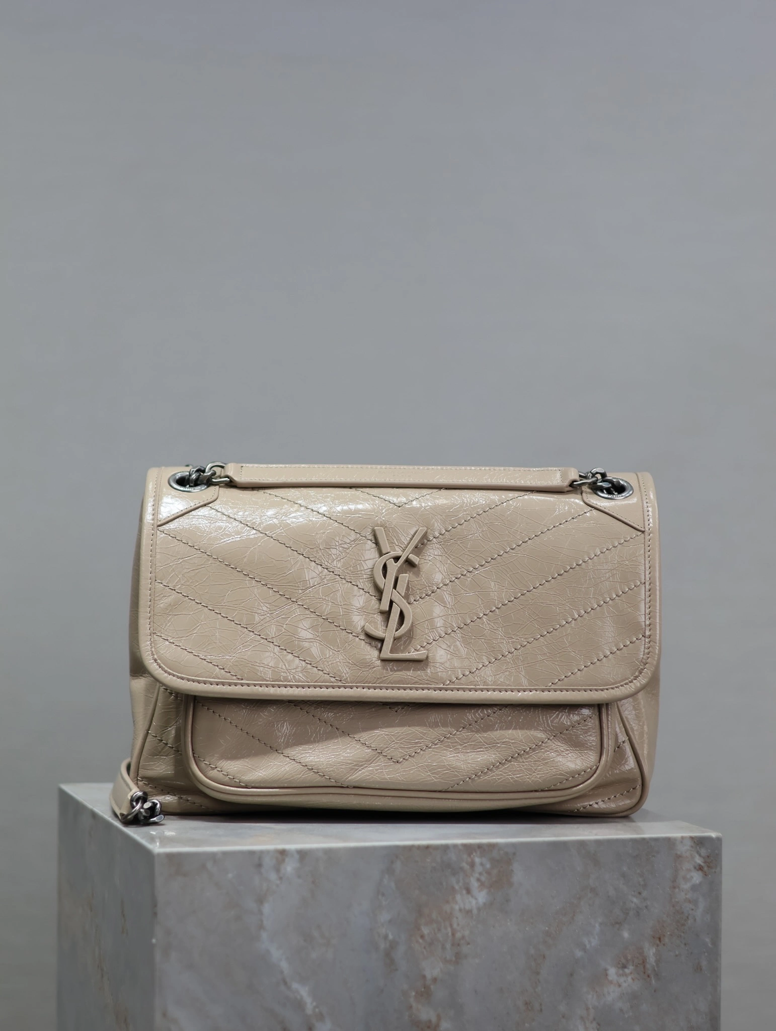 MOMO-- Yv5s 6331581YG042826 high quality version waxed skin item:D-B225L0577