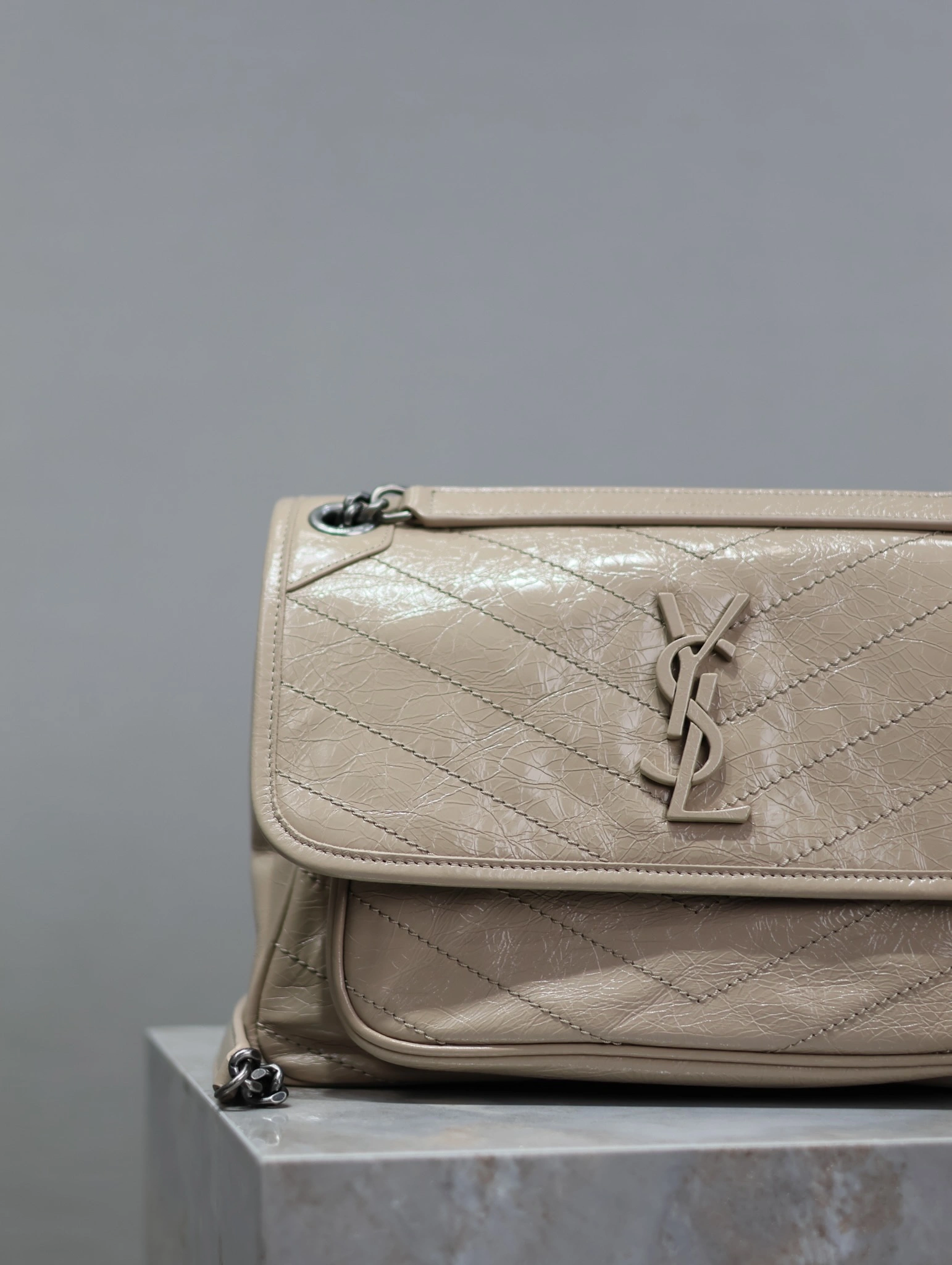 MOMO-- Yv5s 6331581YG042826 high quality version waxed skin item:D-B225L0577