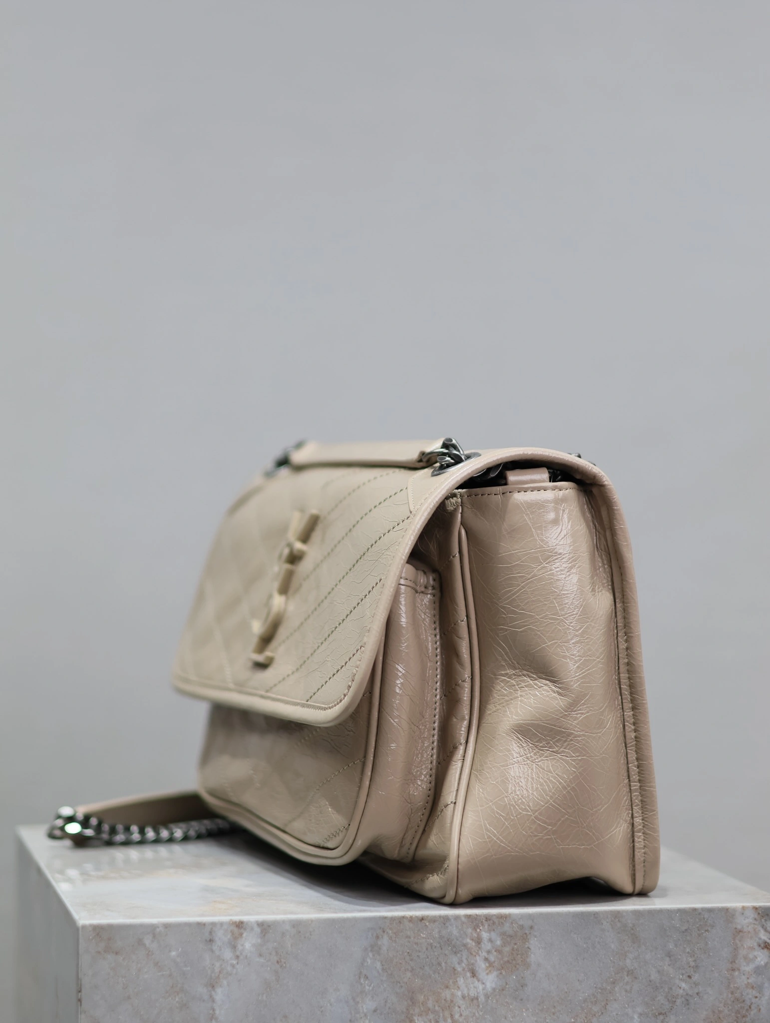 MOMO-- Yv5s 6331581YG042826 high quality version waxed skin item:D-B225L0577