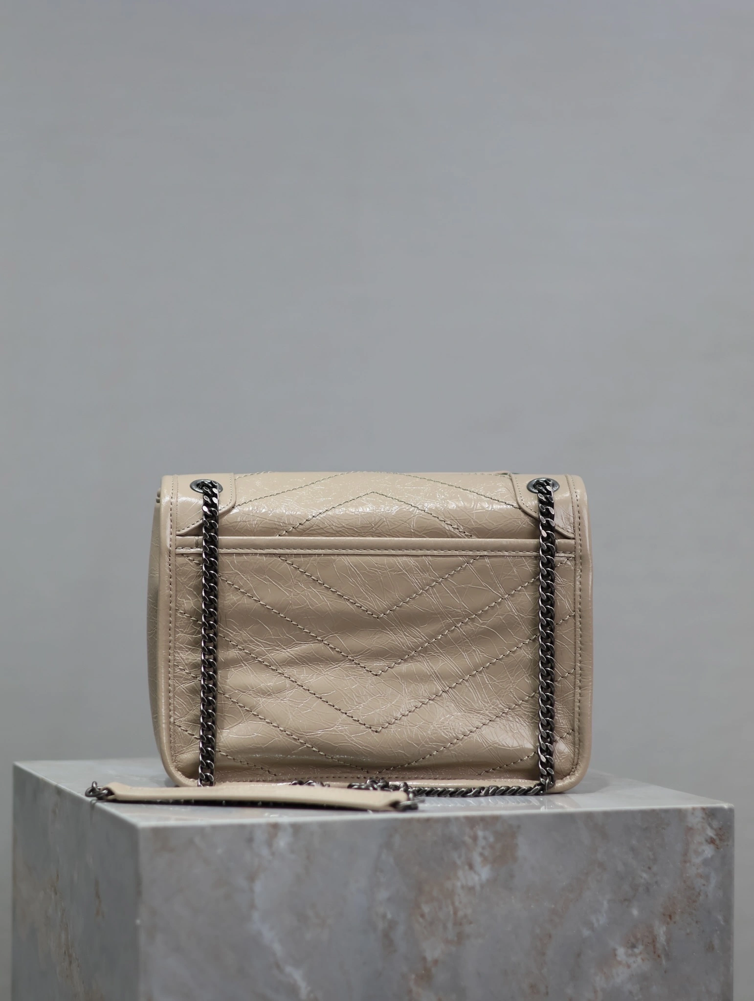 MOMO-- Yv5s 6331601YG042826 high quality version waxed skin item:D-B225L0578