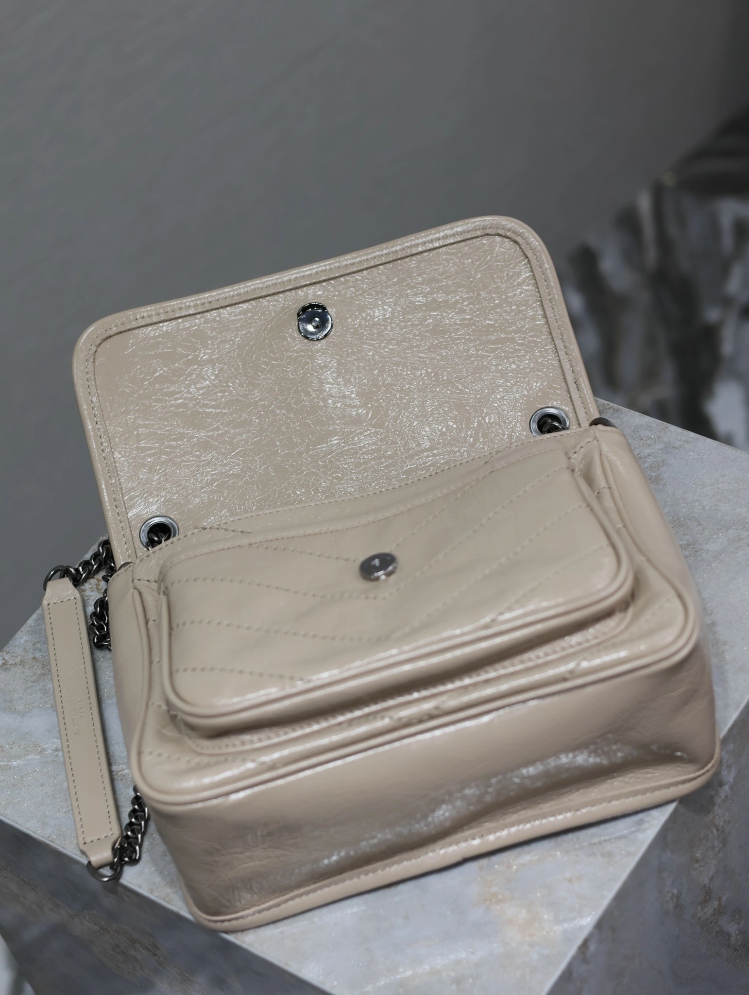 MOMO-- Yv5s 6331601YG042826 high quality version waxed skin item:D-B225L0578