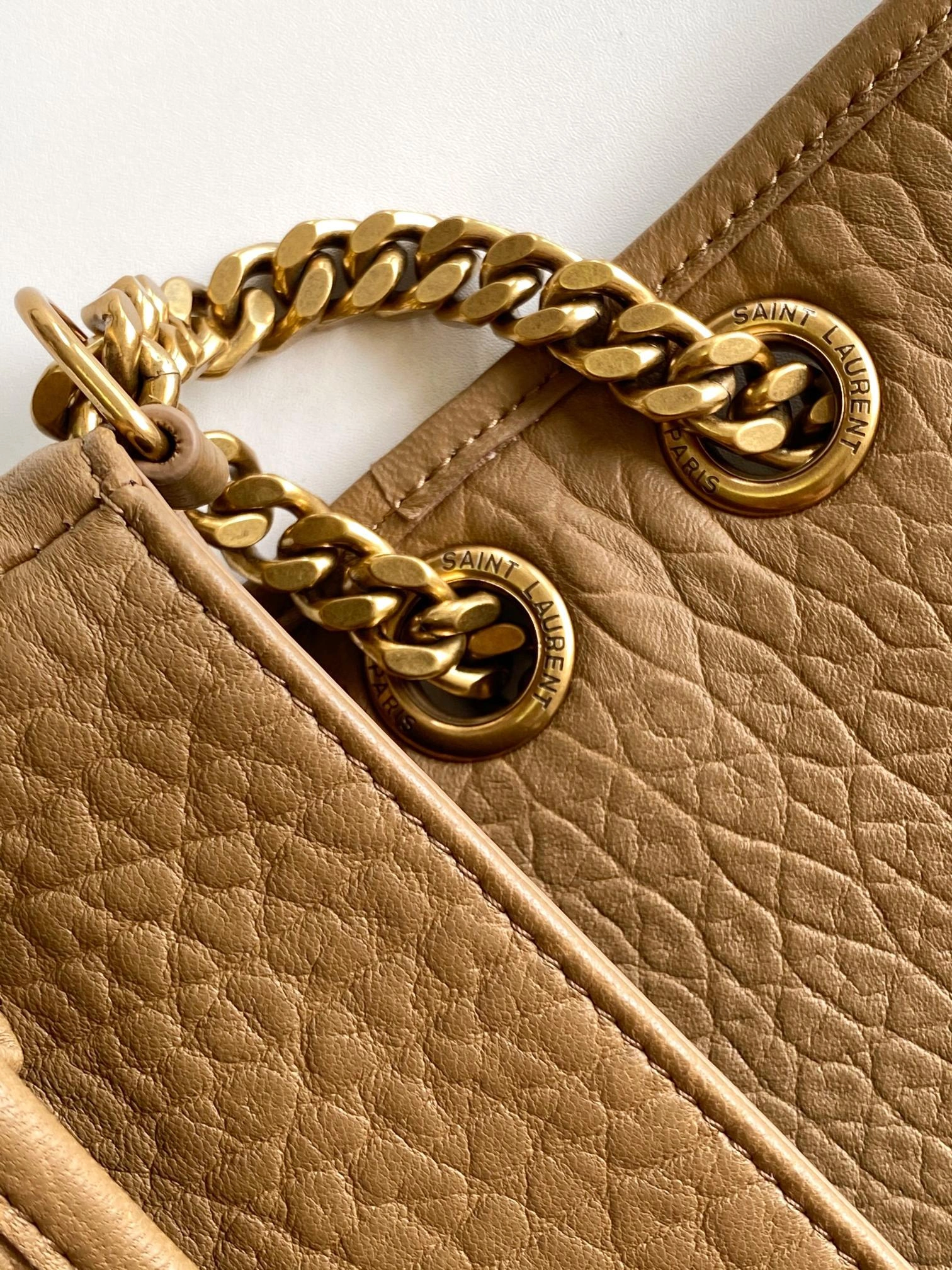 MOMO-- Yv5s 633178AACYT2760 high quality version cowhide item:D-B000L0571