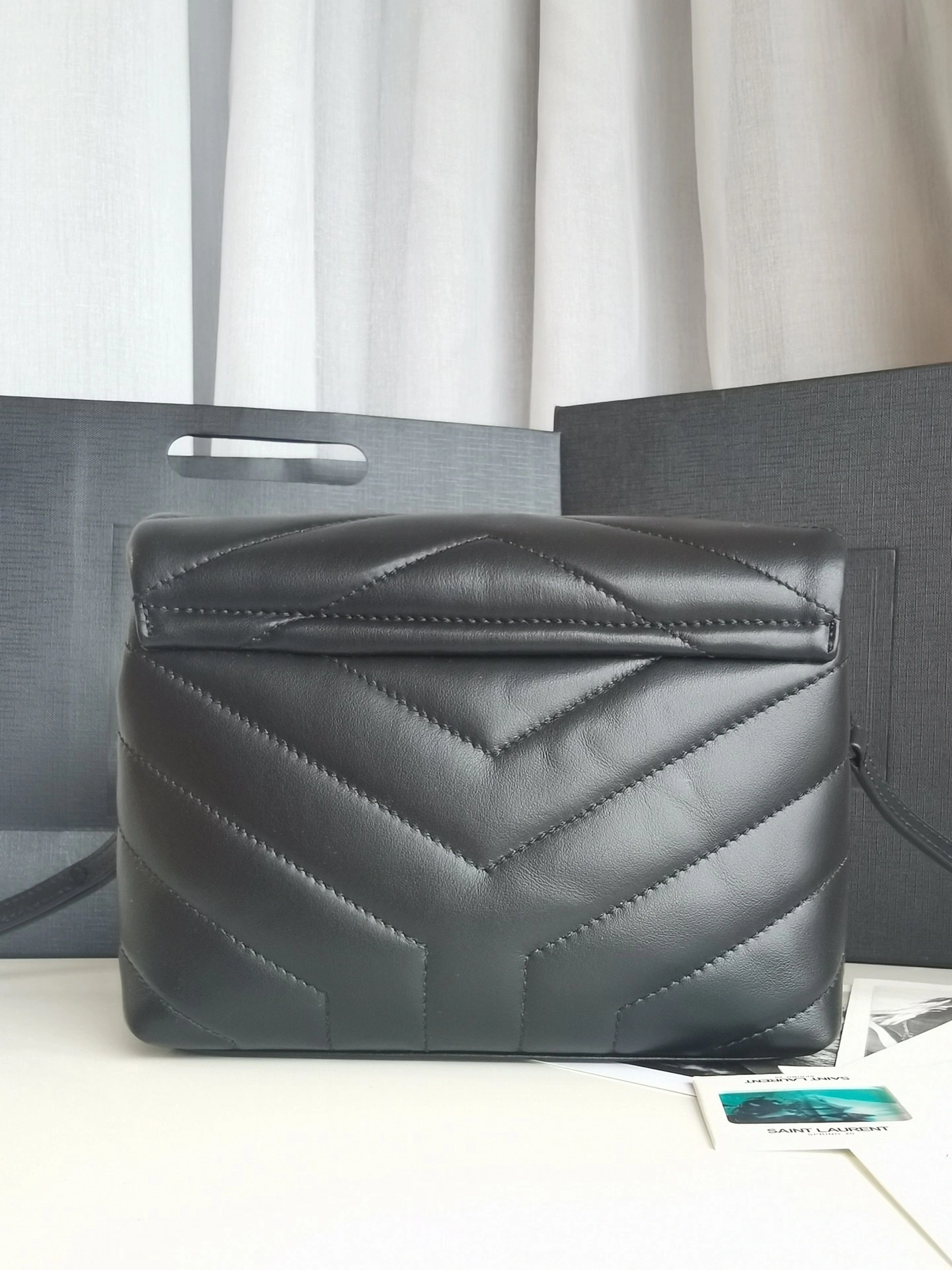 &MOMO-- Yv5s 678401-DV708-1000 Calfskin item:D-B063G2024