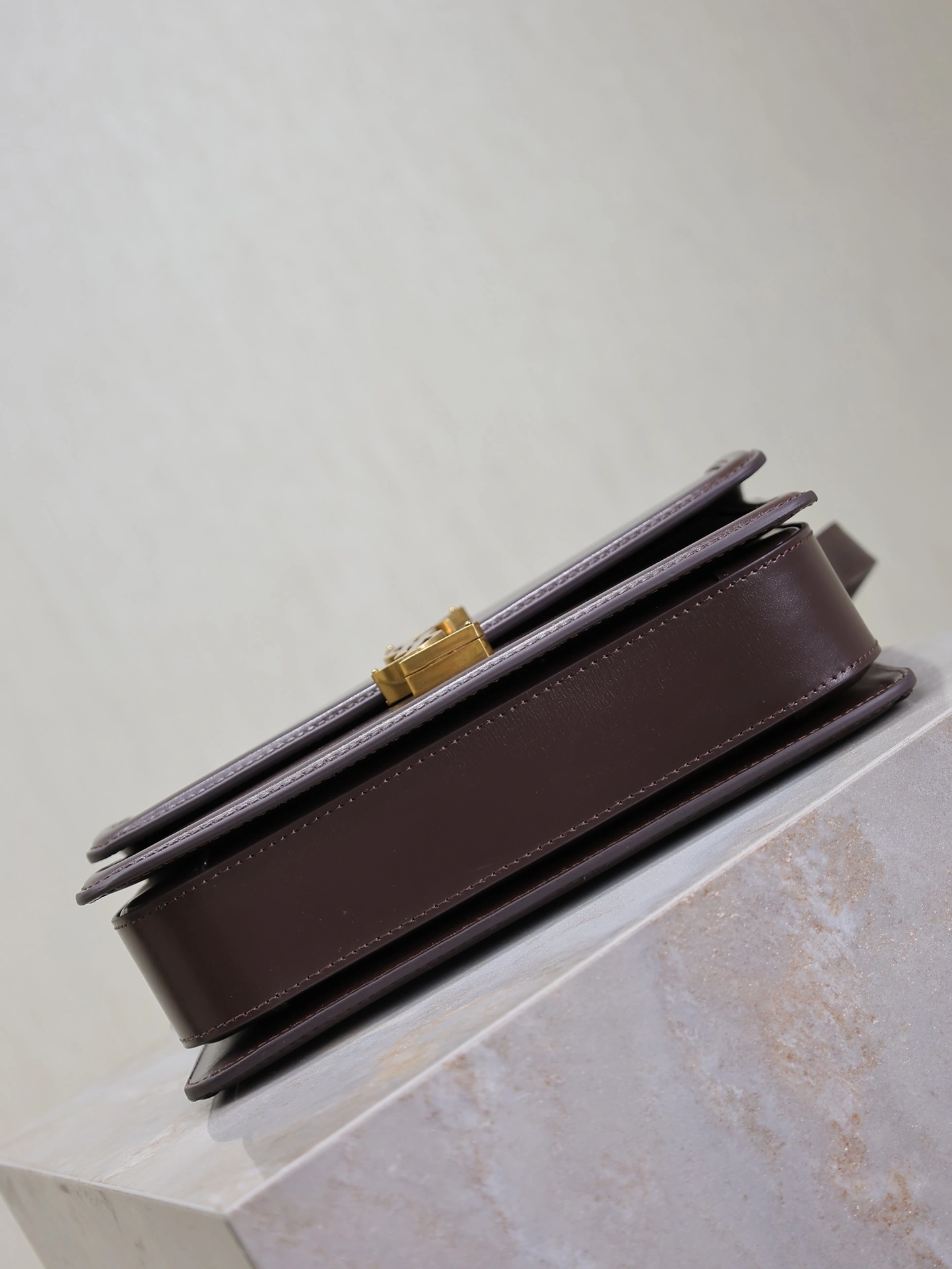 MOMO-- Yv5s 7110390SX0W2877 high quality version cowhide item:D-B225J2312