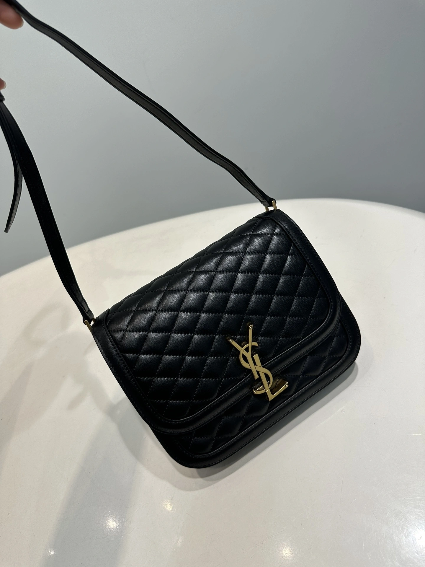 MOMO-- Yv5s 733704-AABRT-1000 solferino sheepskin item:D-B432F2420