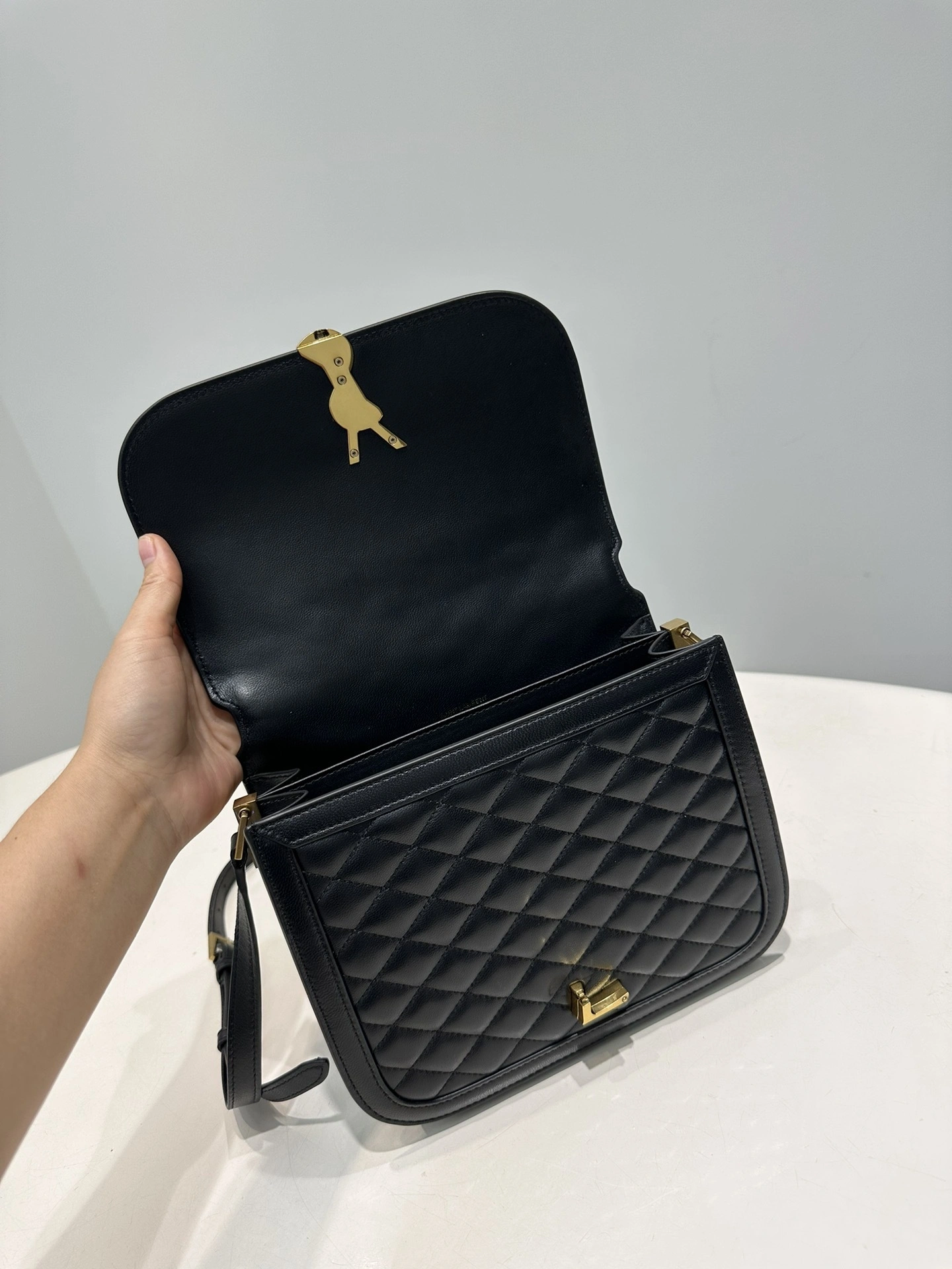 MOMO-- Yv5s 733704-AABRT-1000 solferino sheepskin item:D-B432F2420