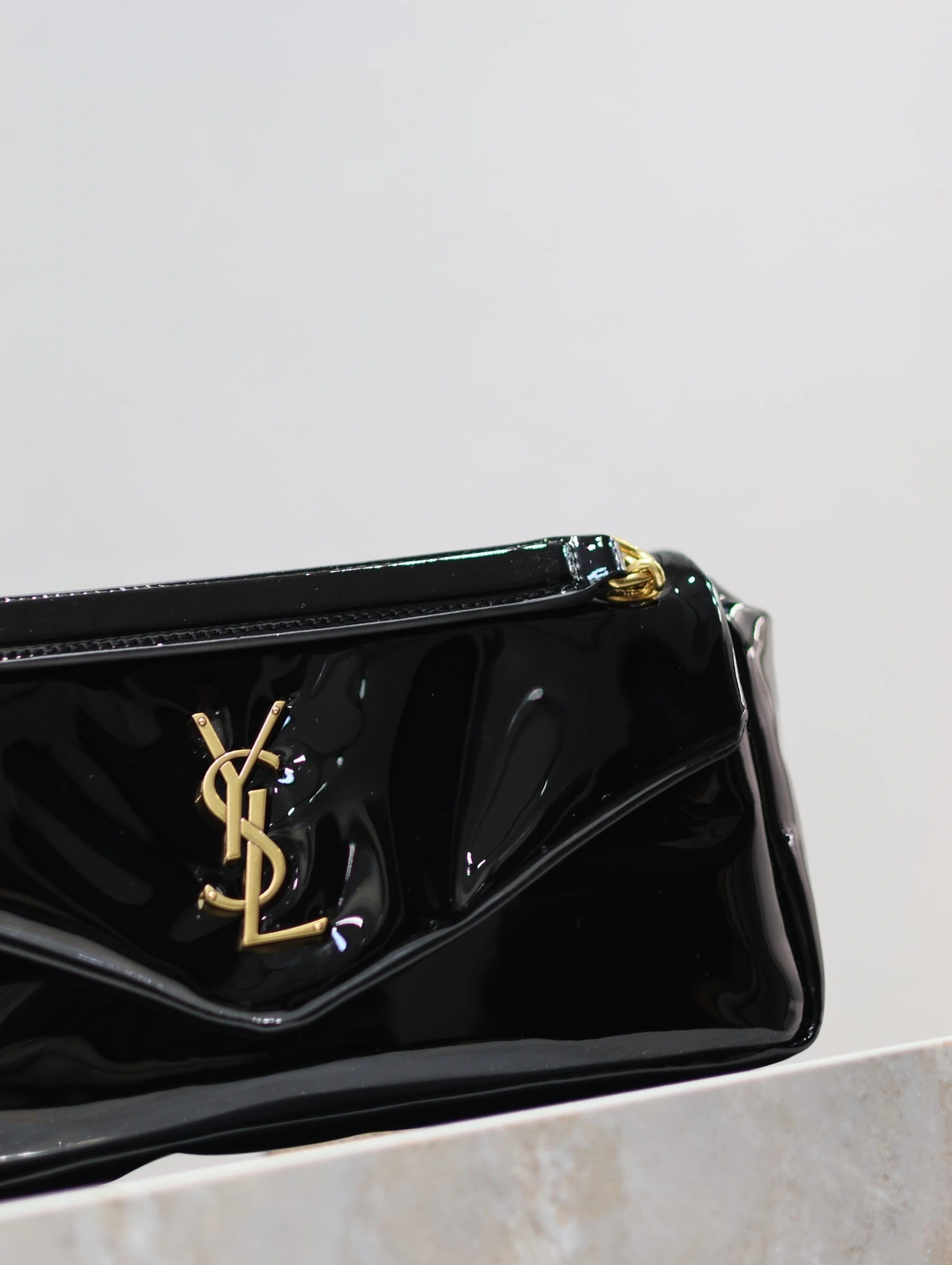 MOMO-- Yv5s 734153-AHG07-1000 high quality version cowhide item:E-B000I0535