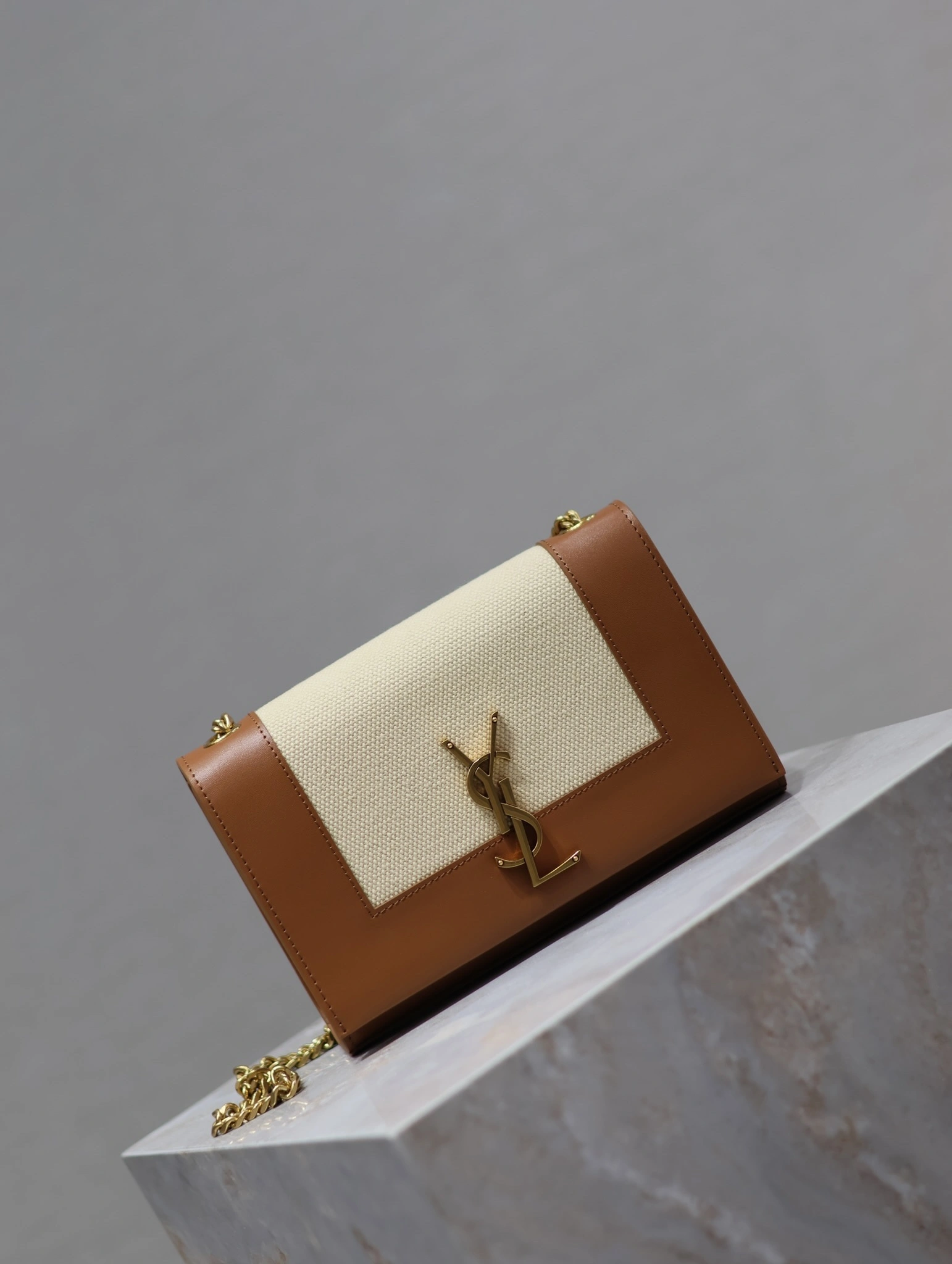 MOMO-- Yv5s 742580FACW69316 high quality version cowhide item:D-B225L0598