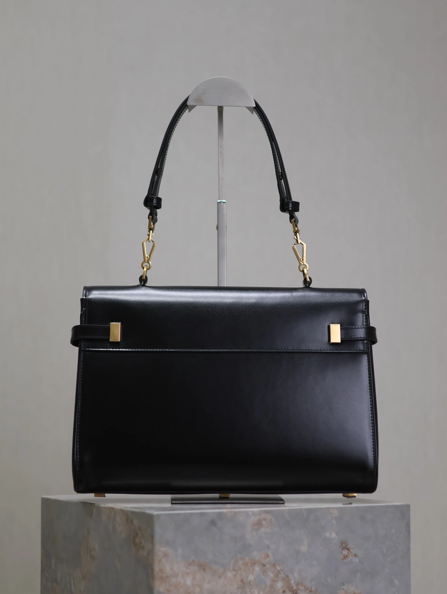 MOMO-- Yv5s 7472480SX0W1000 high quality version cowhide item:D-B000L0582