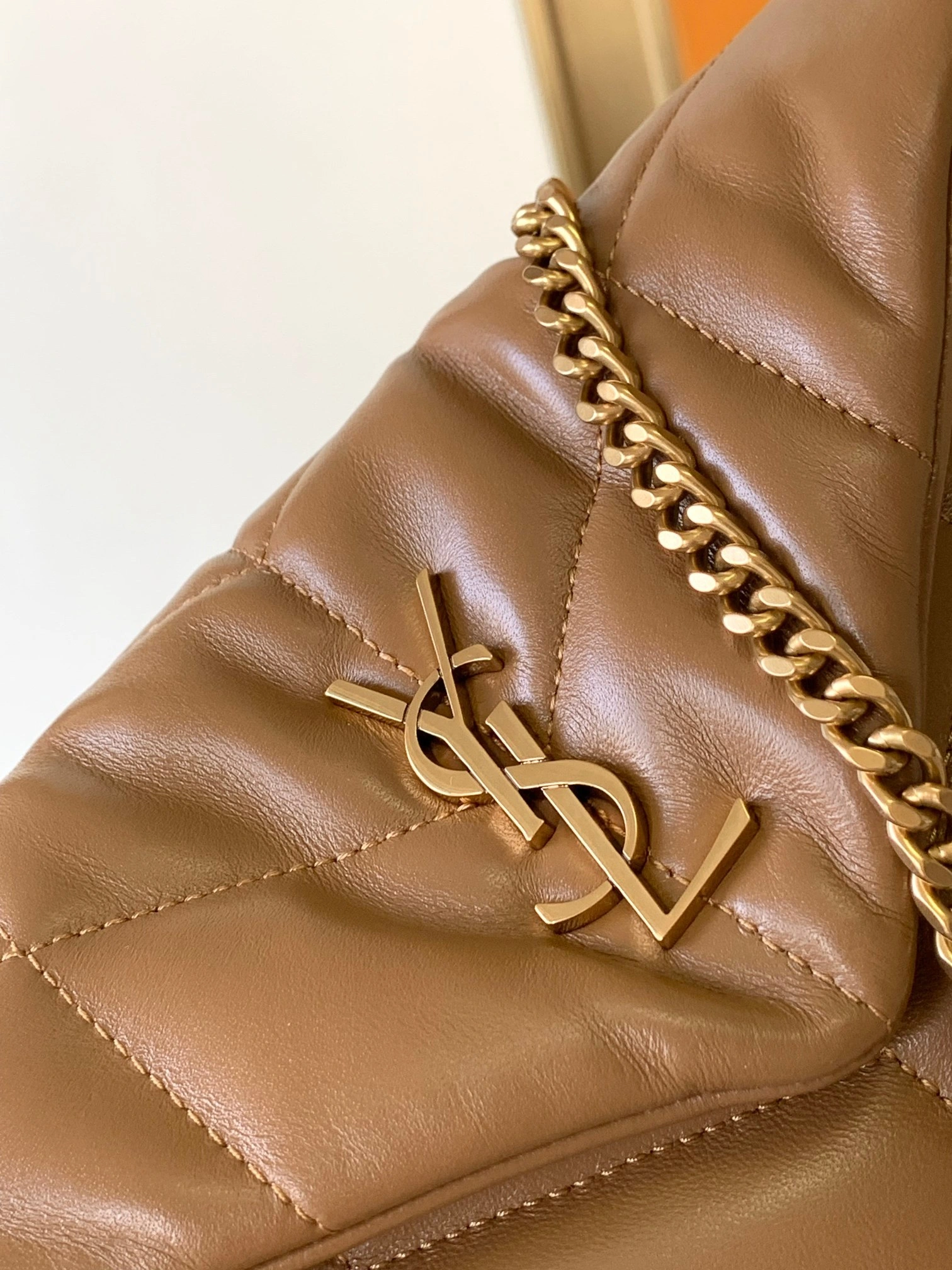 MOMO-- Yv5s 7593371EL072760 high quality version sheepskin item:D-B000L0521
