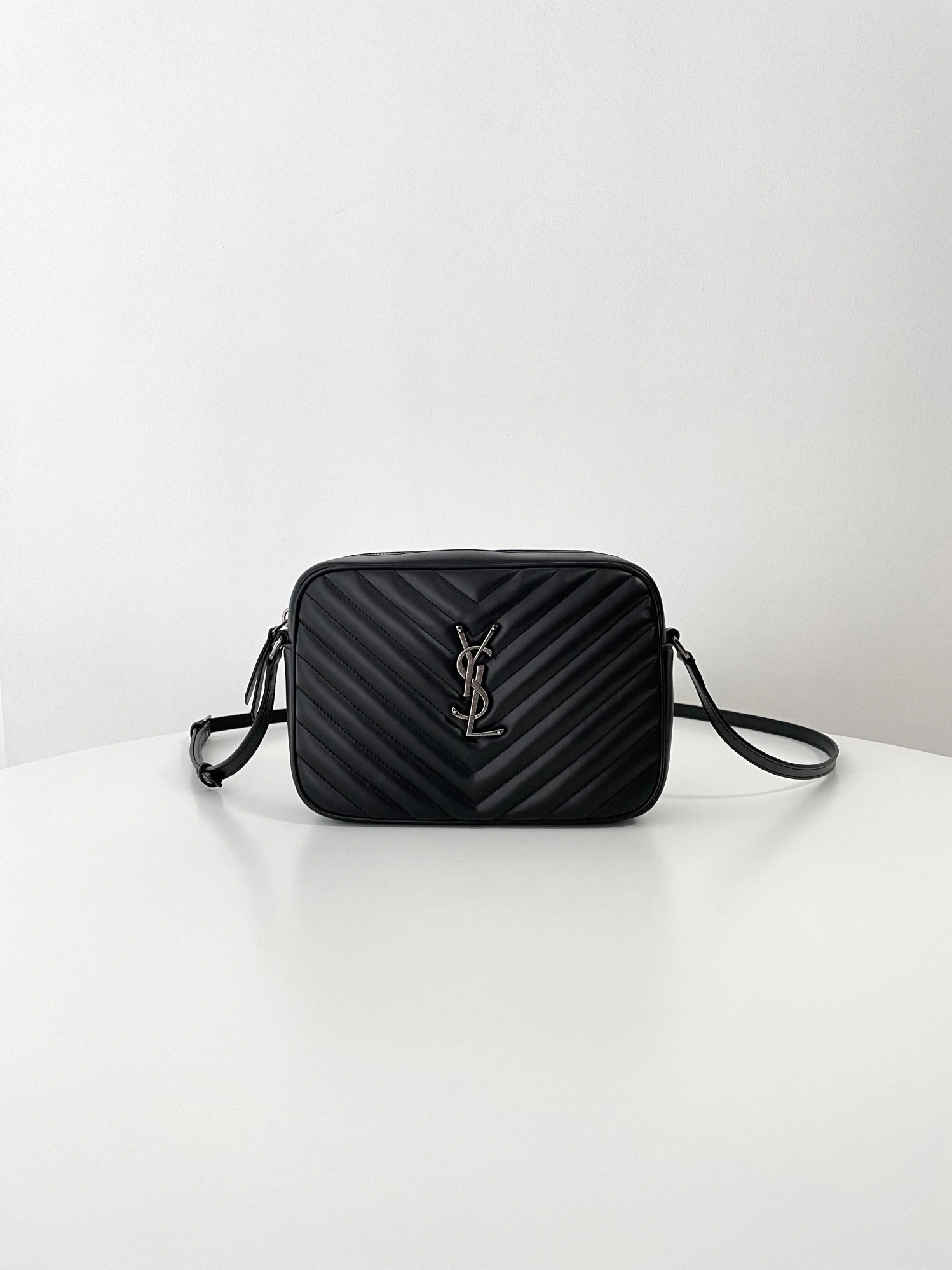 MOMO-- Yv5s 761554DV7041000 high quality version Calfskin item:D-B000L0510