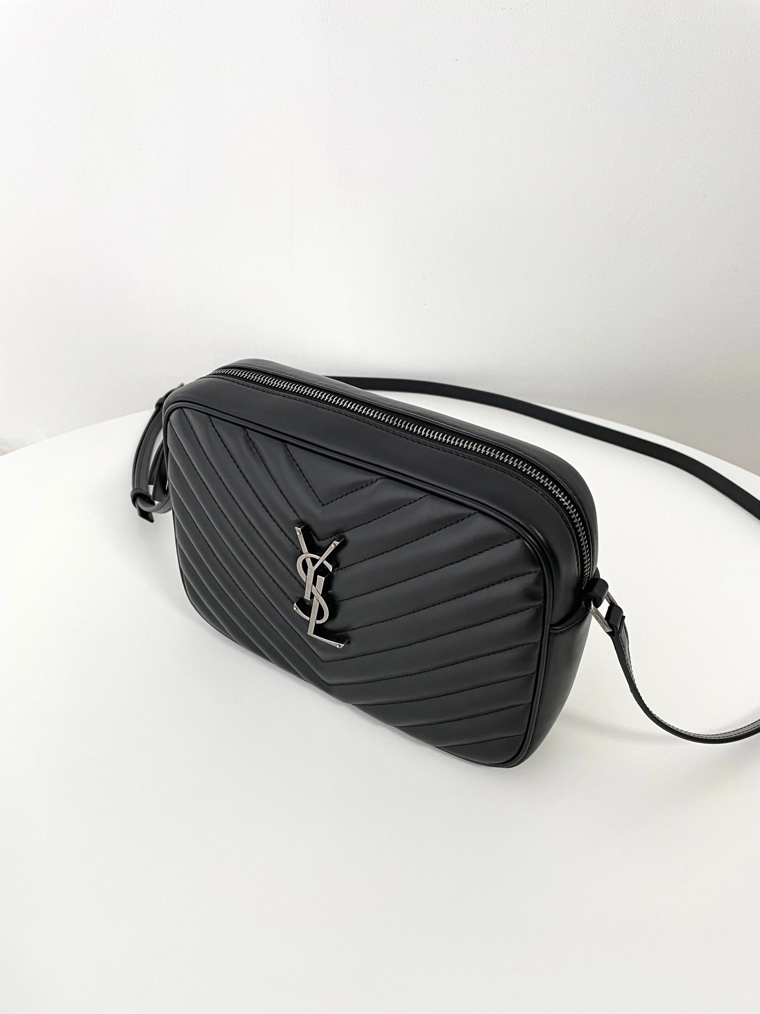 MOMO-- Yv5s 761554DV7041000 high quality version Calfskin item:D-B000L0510