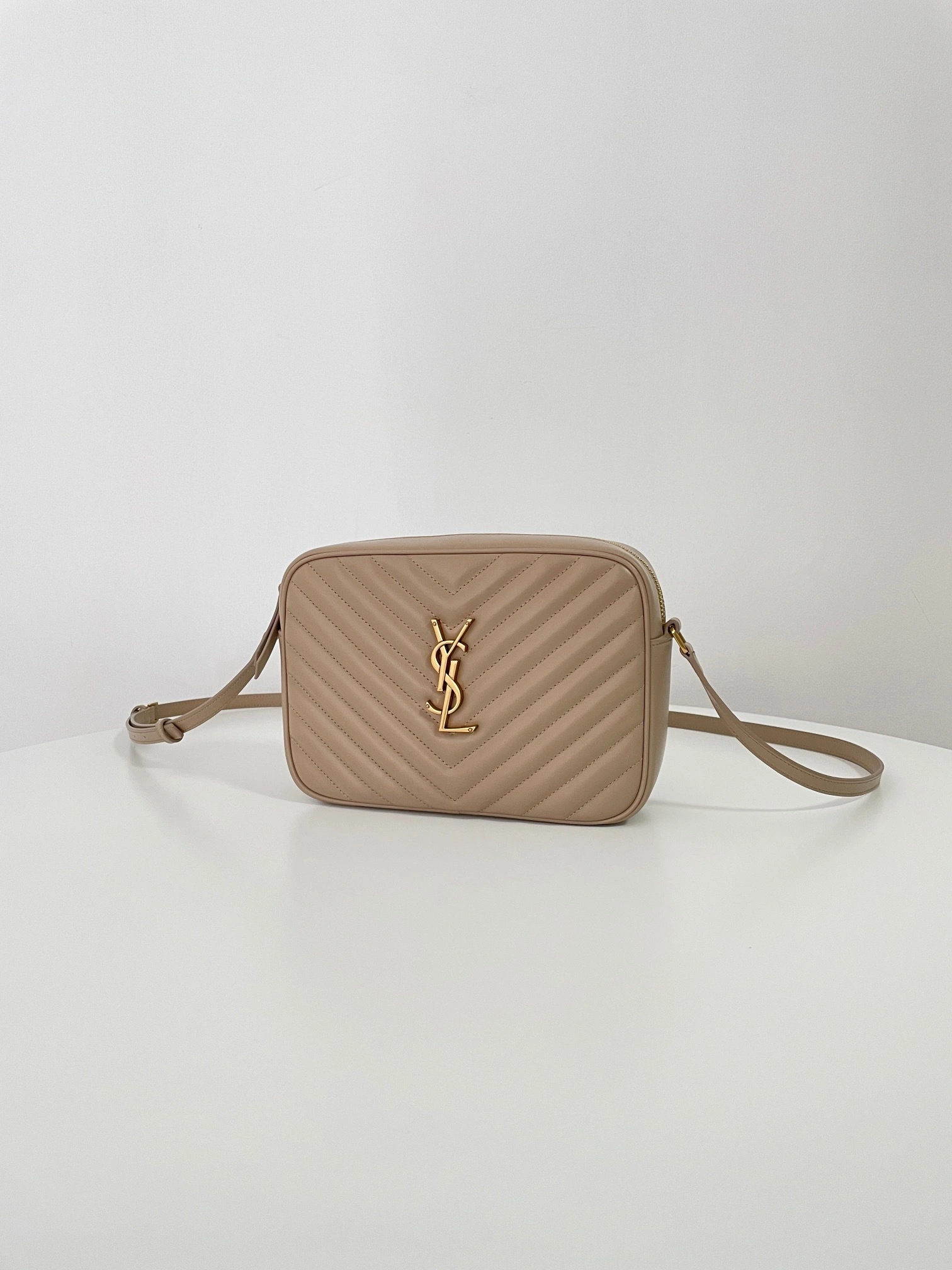 MOMO-- Yv5s 761554DV7072721 high quality version Calfskin item:D-B000L0511