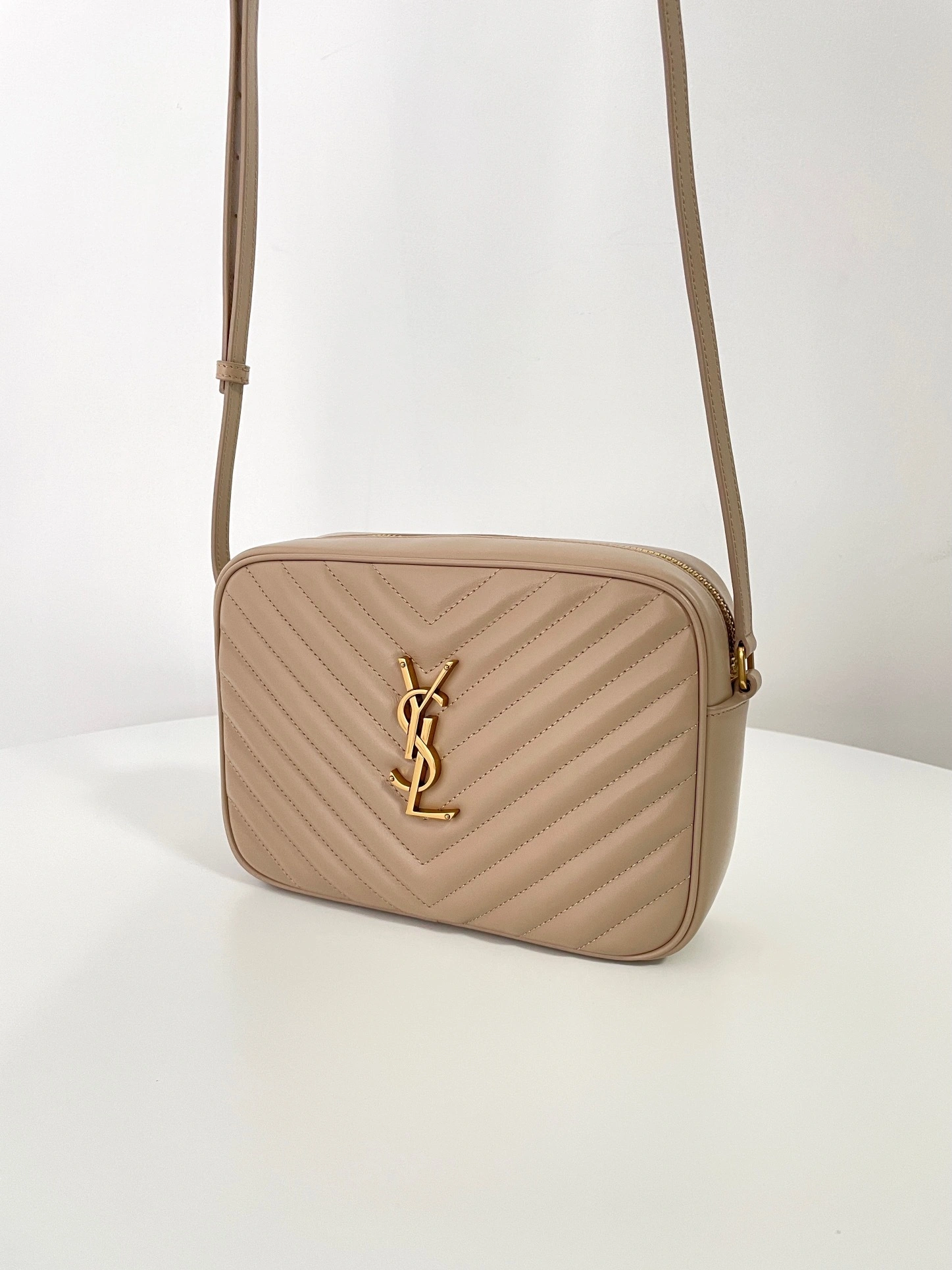 MOMO-- Yv5s 761554DV7072721 high quality version Calfskin item:D-B000L0511