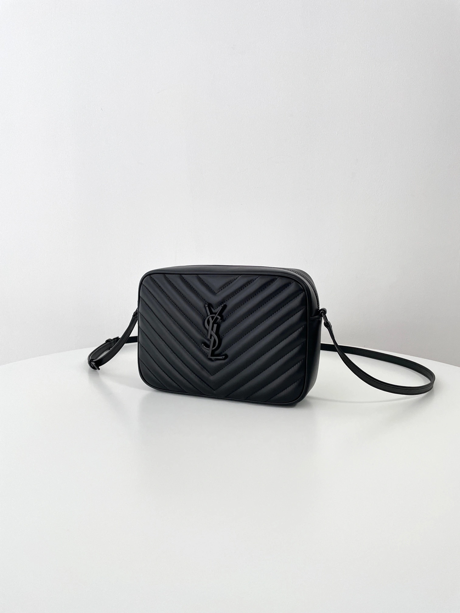 &MOMO-- Yv5s 761554DV7081000 high quality version Calfskin item:D-B000L0512