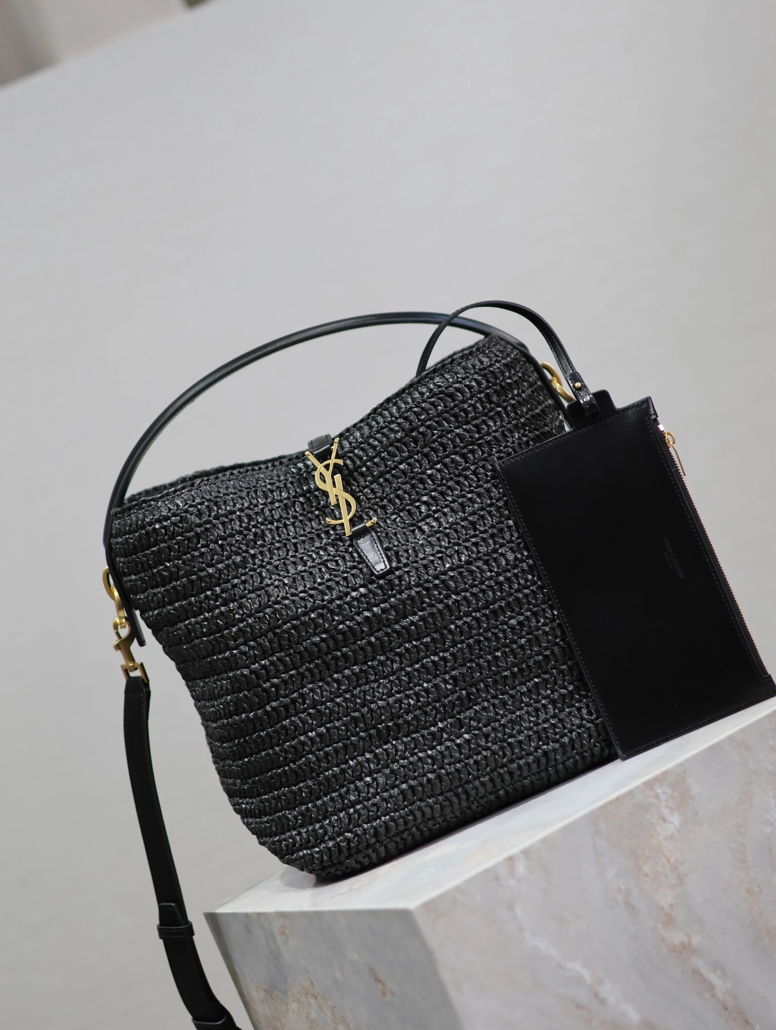 MOMO-- Yv5s 773991GAAEC1000 high quality version cowhide item:D-B597L0563