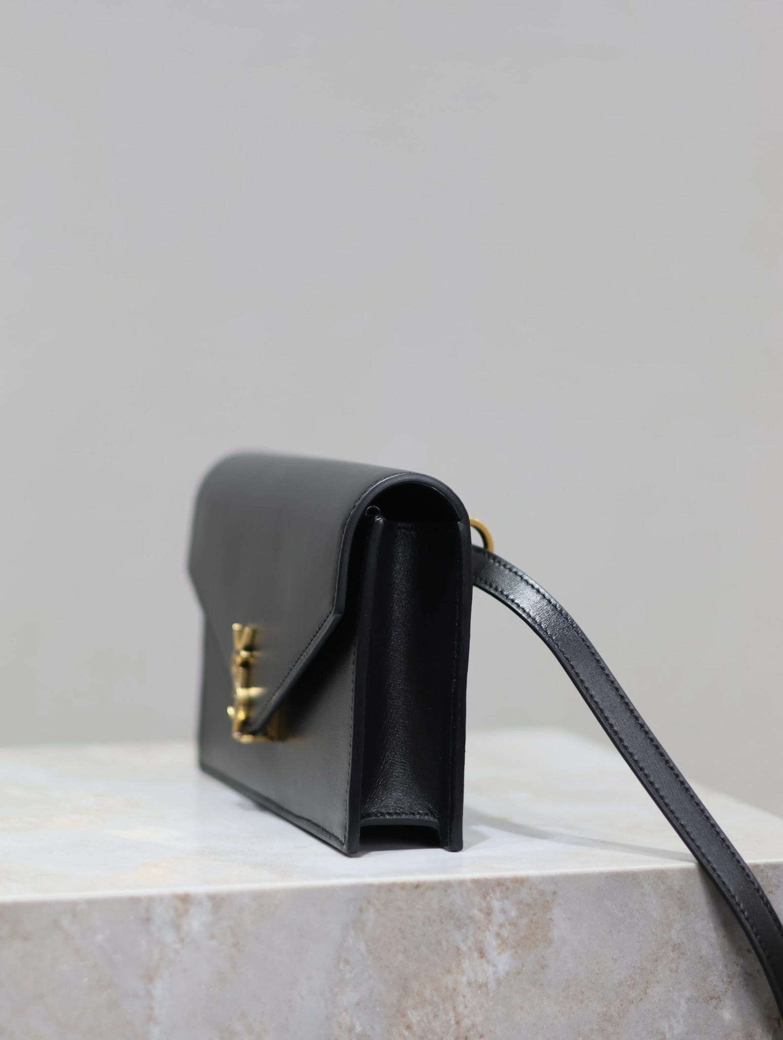 MOMO-- Yv5s 7852810SX0W1000 high quality version Calfskin item:D-B225L0591