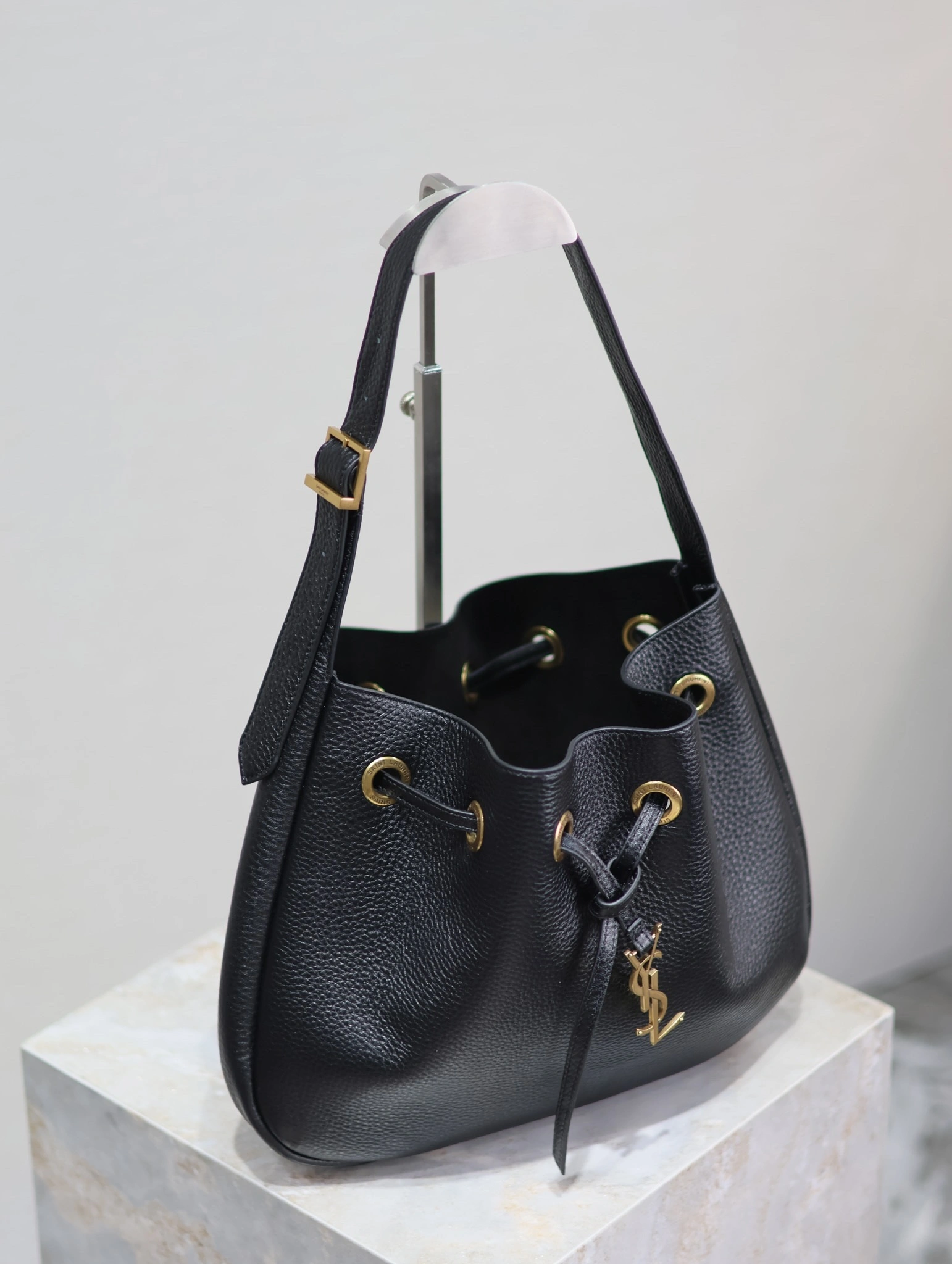 MOMO-- Yv5s 796626AADUU1000 high quality version cowhide item:D-B000L0567