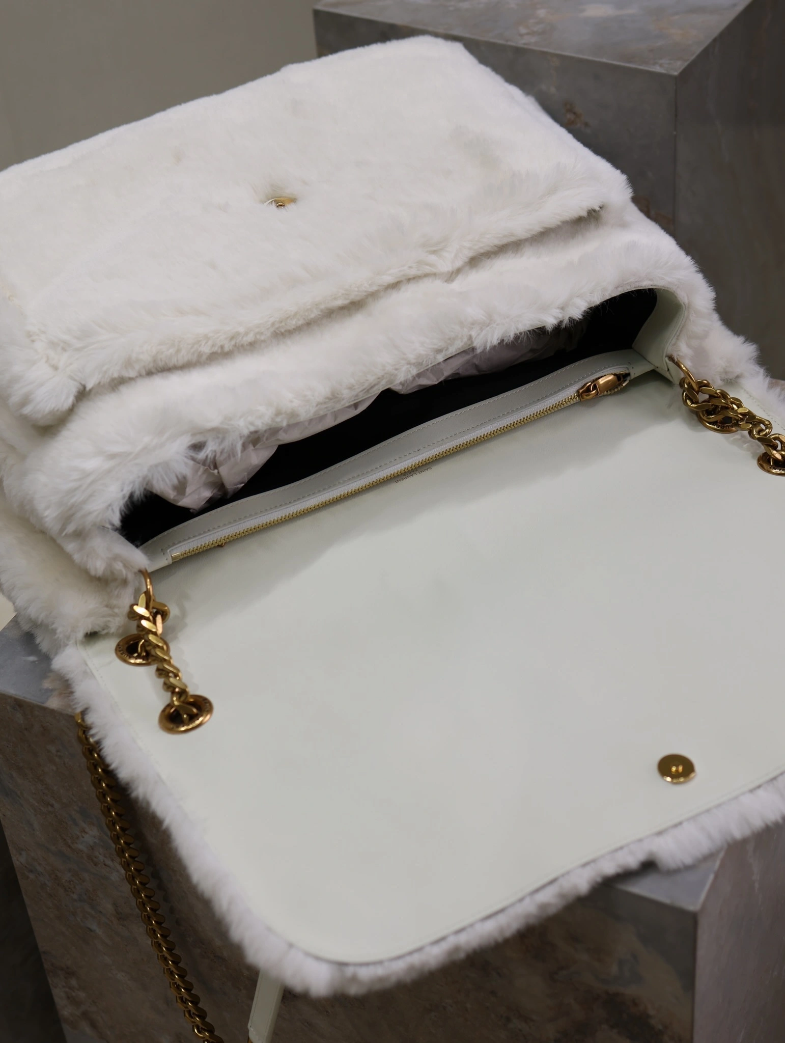 MOMO-- Yv5s 801627AAD1N9483 high quality version item:D-B225L0581