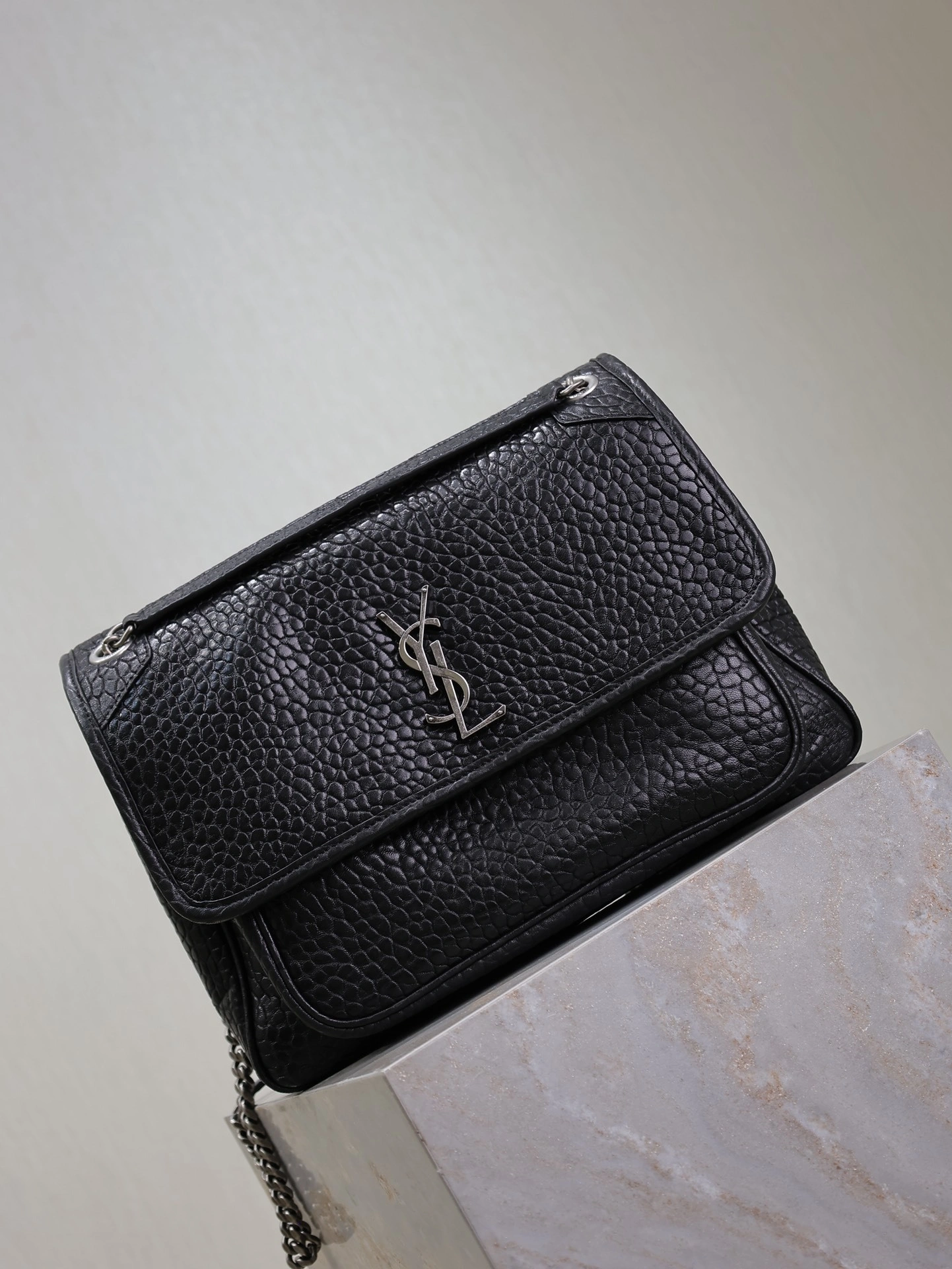 MOMO-- Yv5s 803777AACIA1000 high quality version sheepskin item:D-B000L0568
