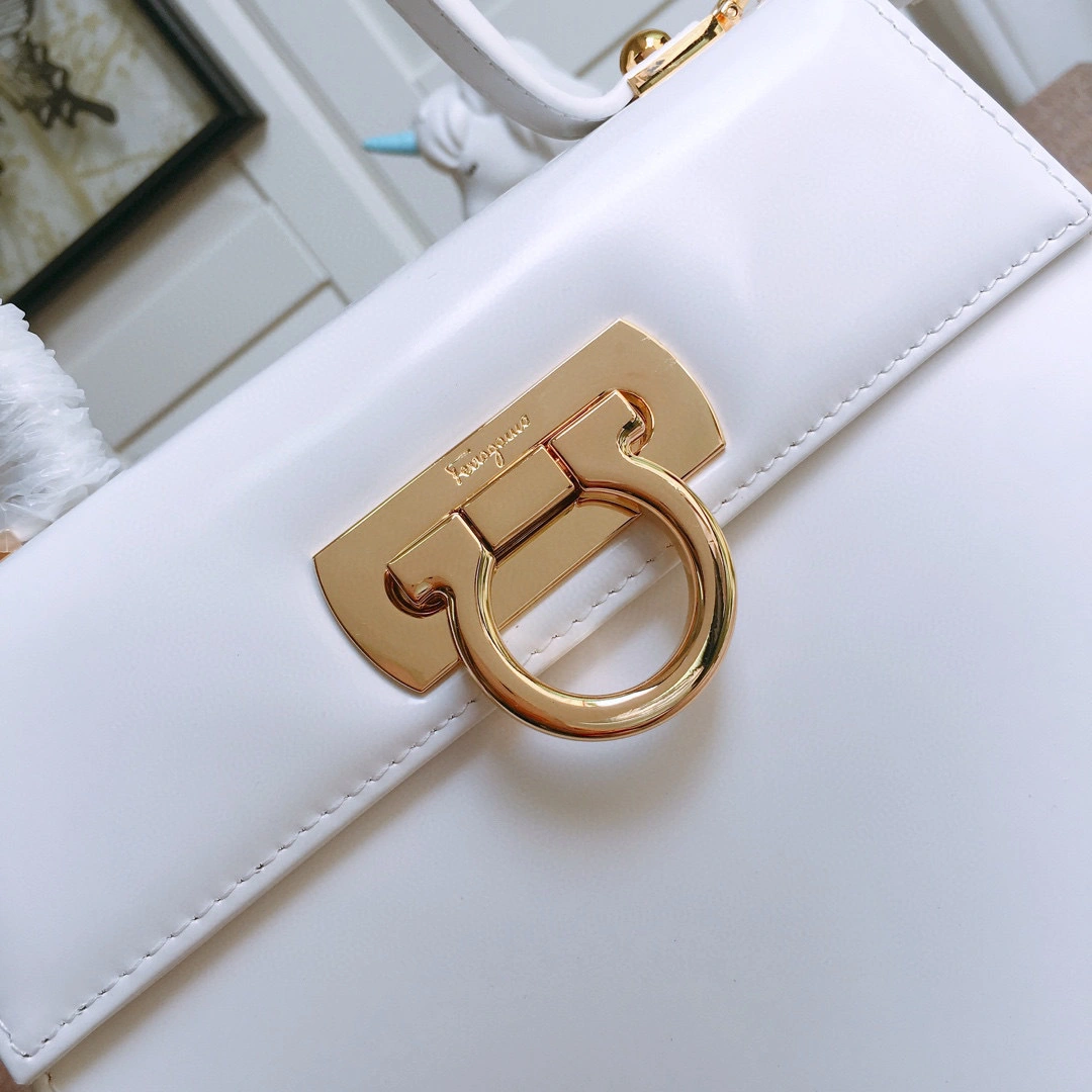 MOMO---box Gancino high quality version item : 007B00K2515